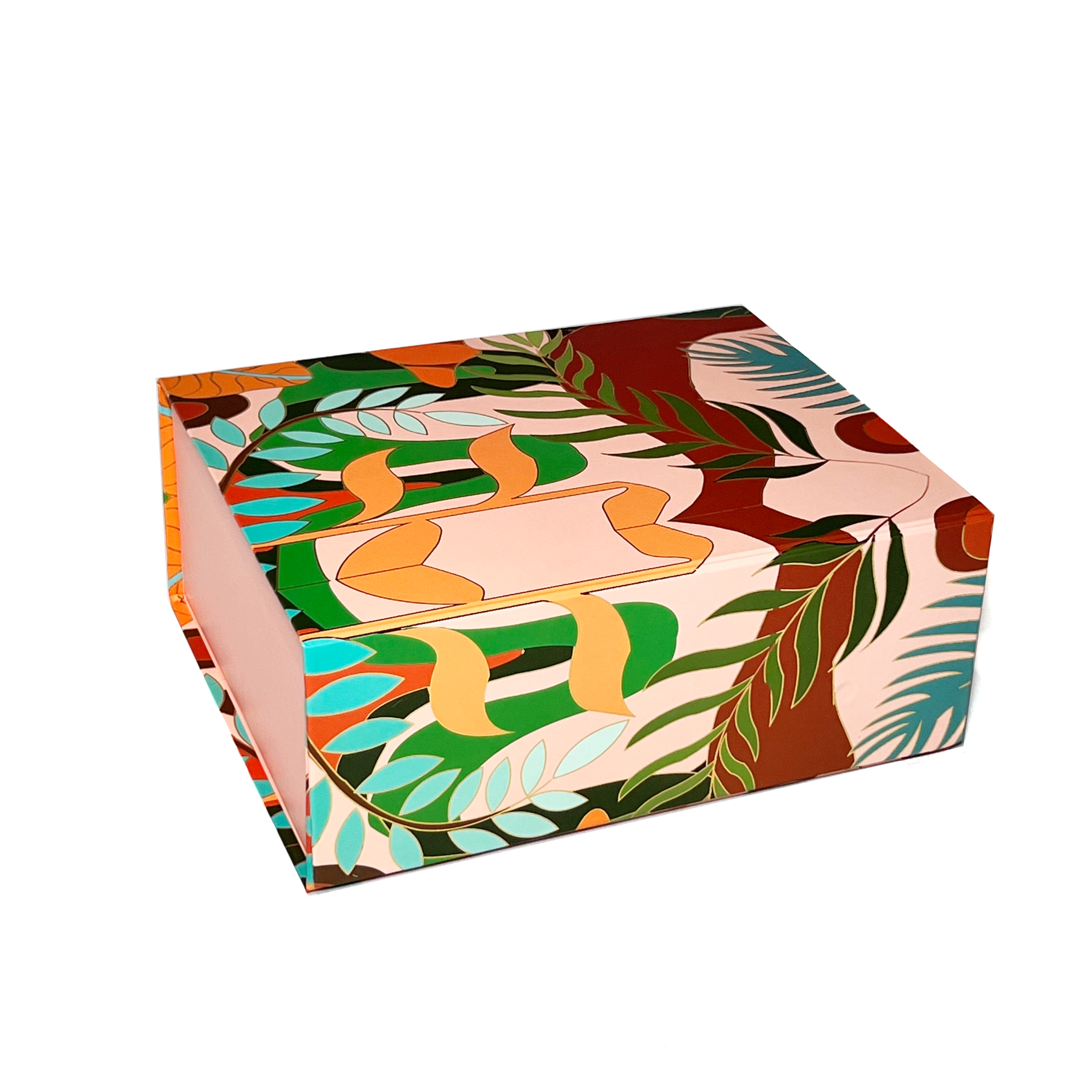 Foldable Box with Magnetic Closure