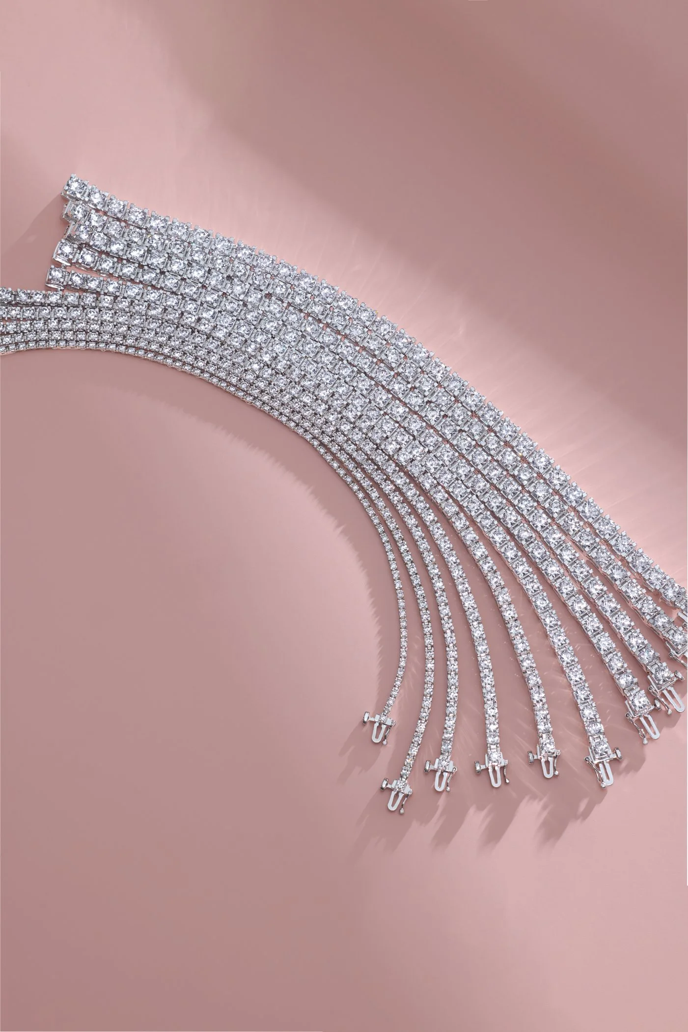 Lab-Grown vs. Natural Diamonds: The Complete Buyer's Guide for Engagement Rings in 2025