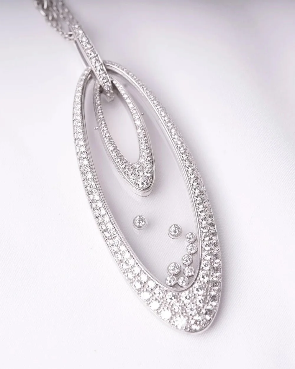 Some pieces are more than jewelry&mdash;they&rsquo;re a reflection of legacy, taste, and the kind of luxury that never asks for attention, yet always receives it. ✨

From the iconic floating diamonds of the Chopard Happy Diamonds pendant to the breat