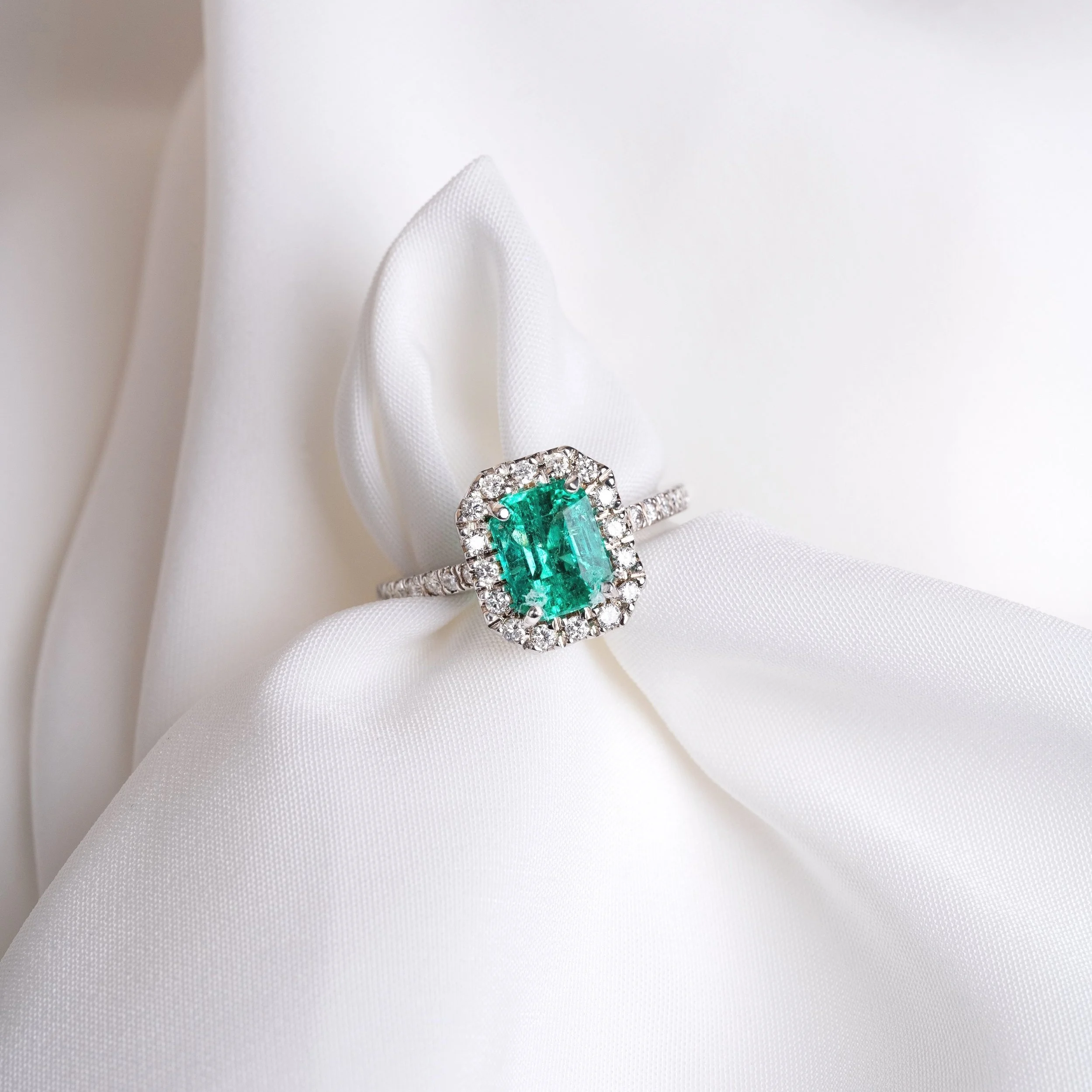 Avior Jewelry + Watch Boutique in Dallas Texas