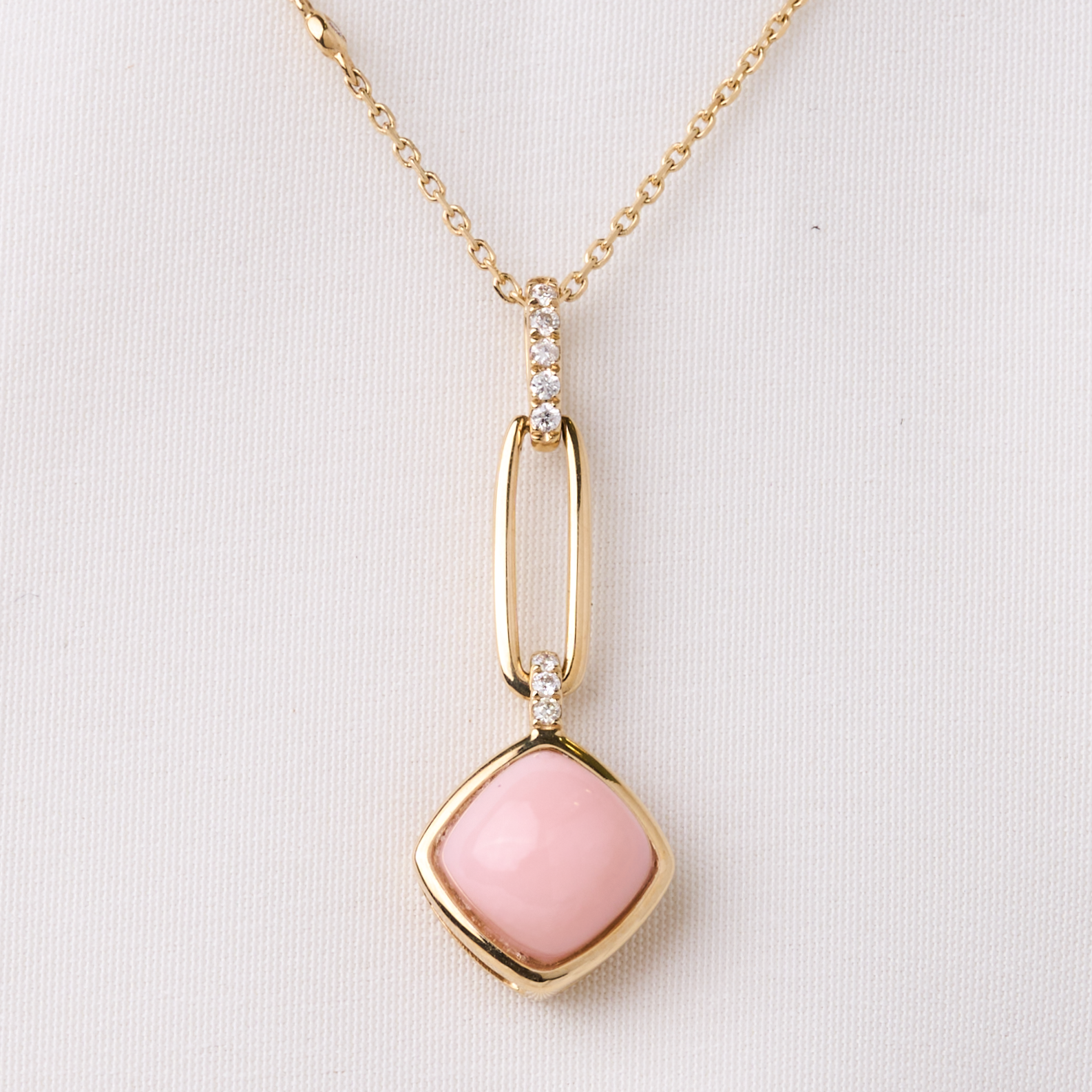 2025-pendants 24MAIN1.png