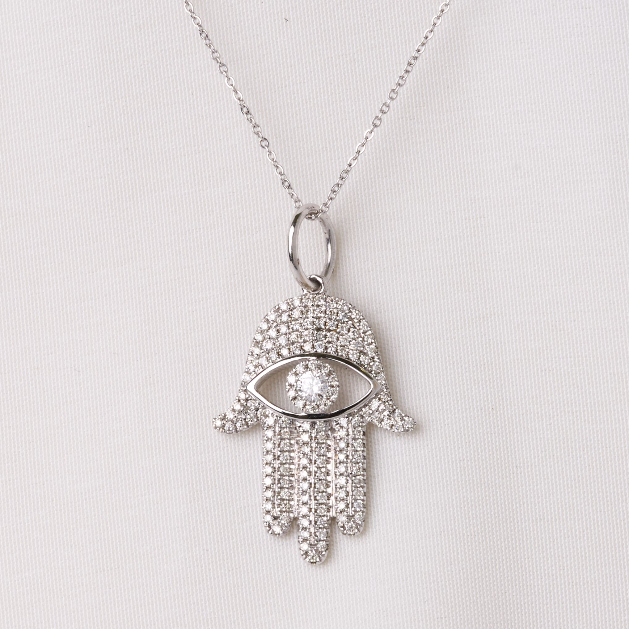 2025-pendants 10-mAIN3.png