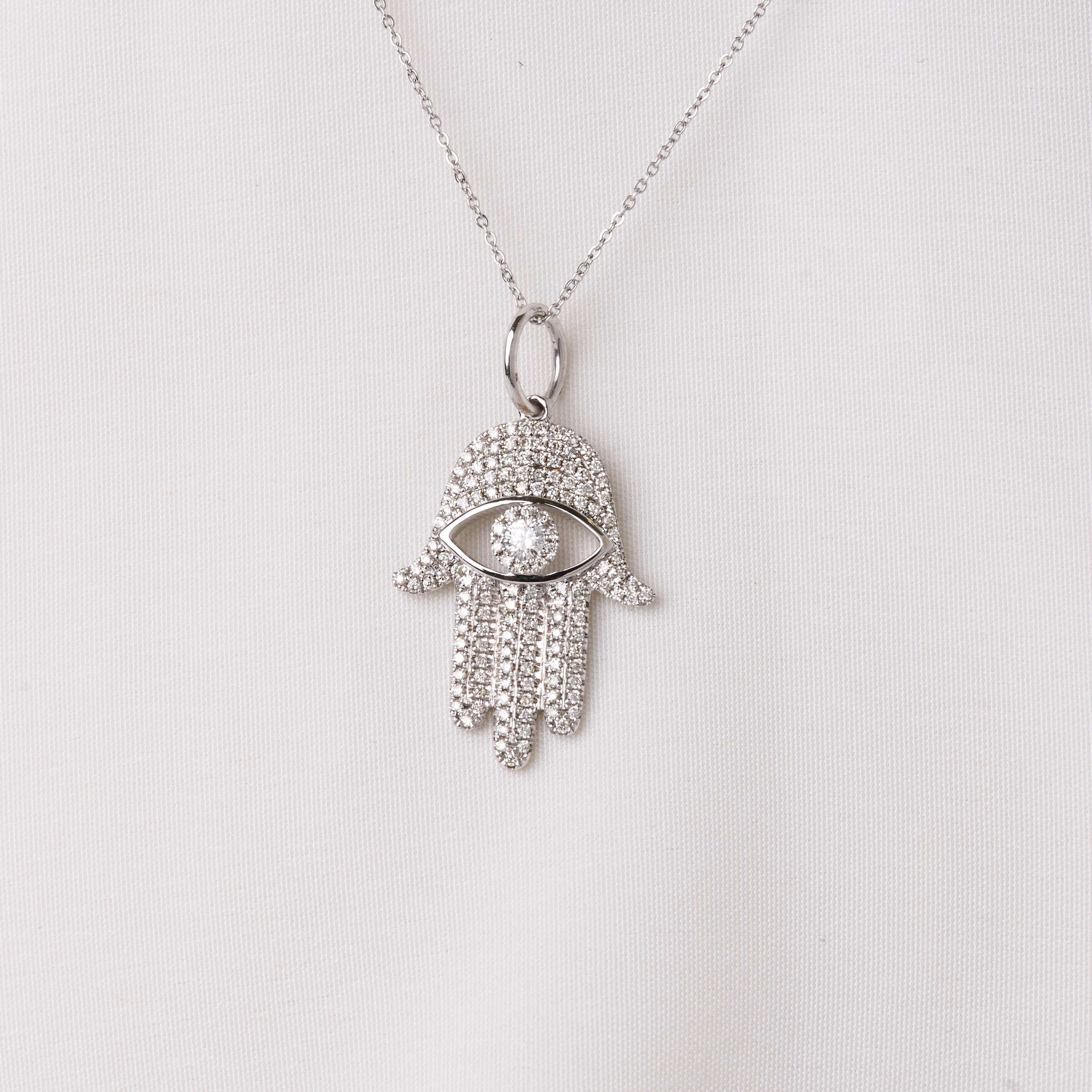 2025-pendants 10.png