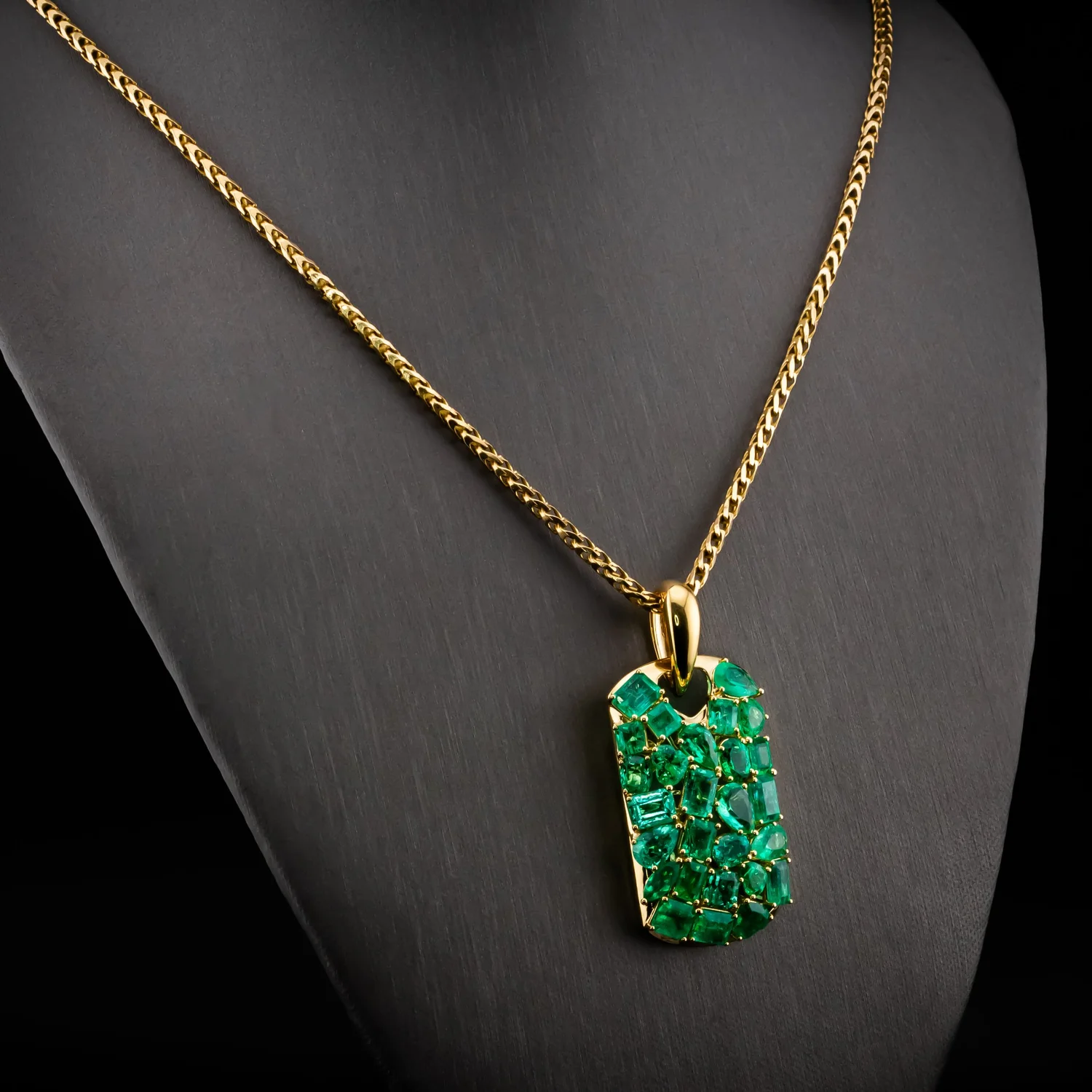 18K Yellow Gold Custom Green Emerald Scatter Set Pendant 20.12ct