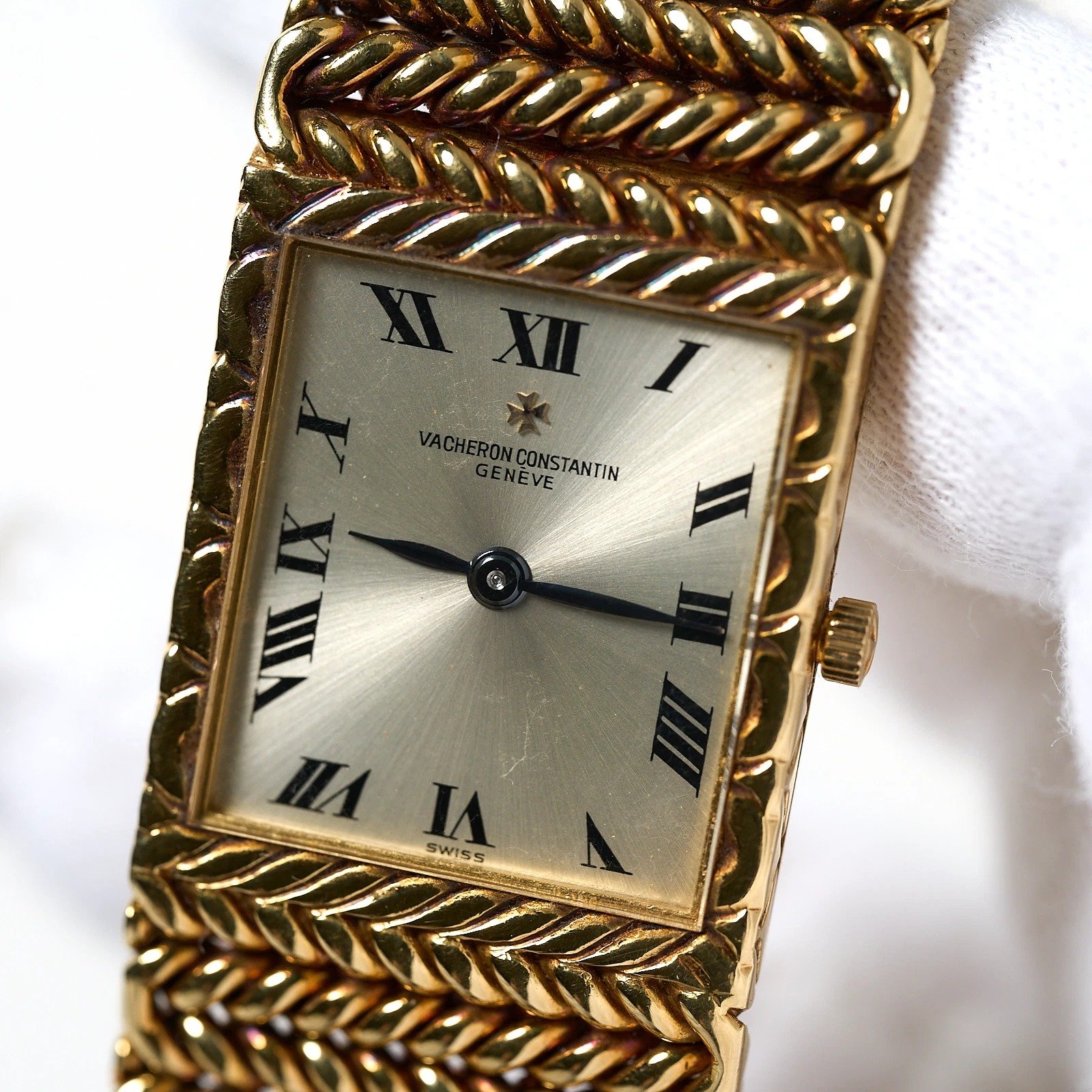 v3UAAeSwjj5pg8Df (1).jpeg