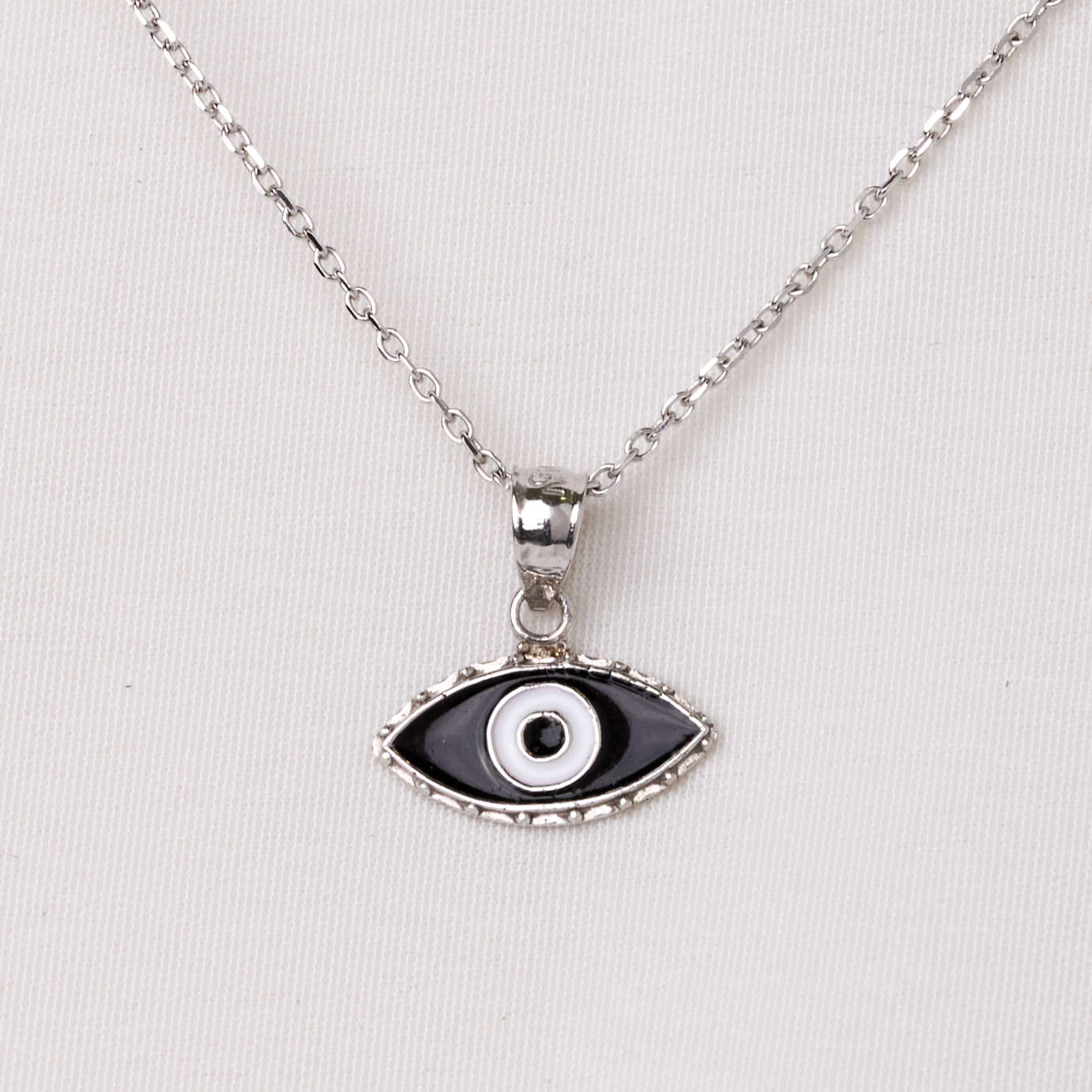 2025-pendants 19main3.png