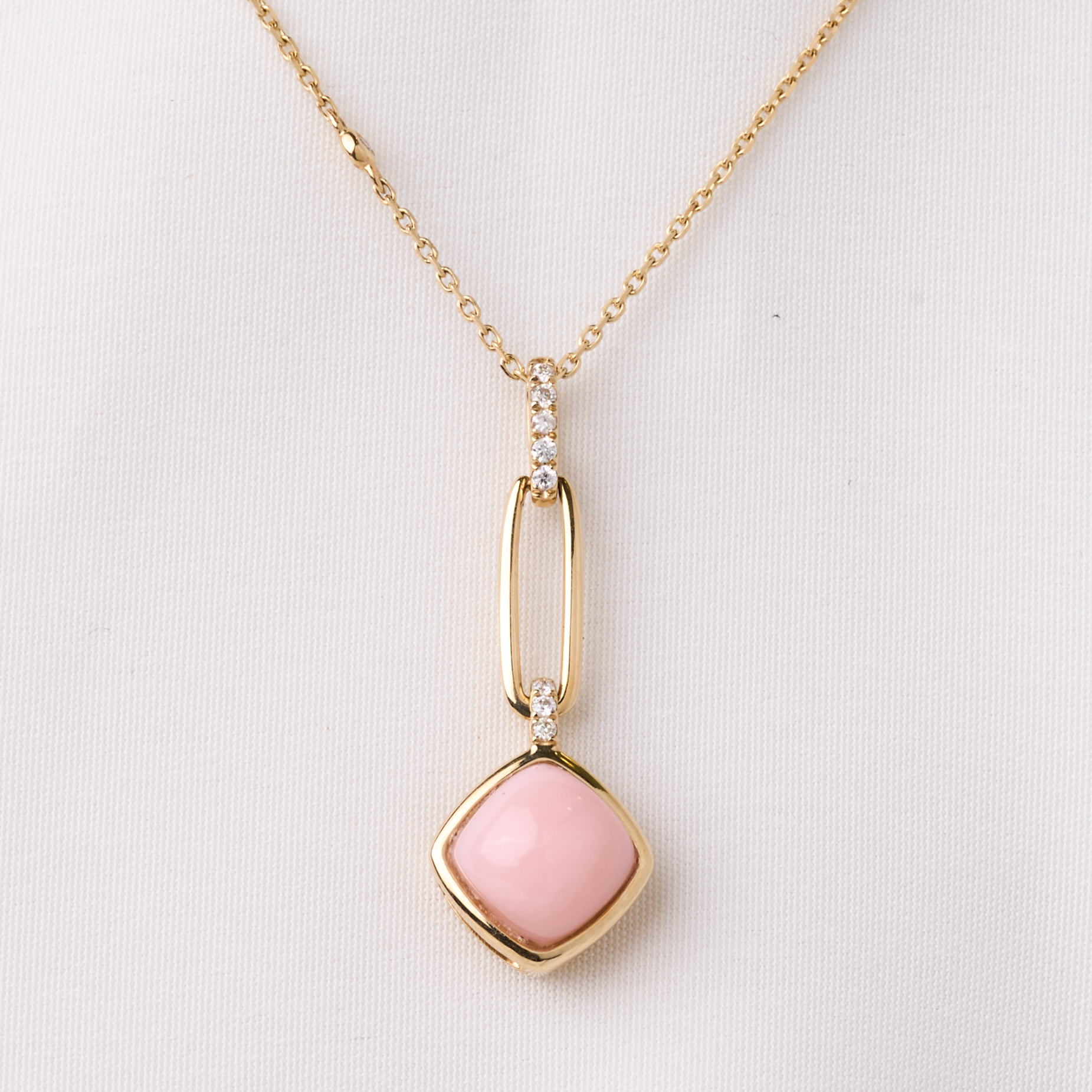 2025-pendants 24MAIN2.png