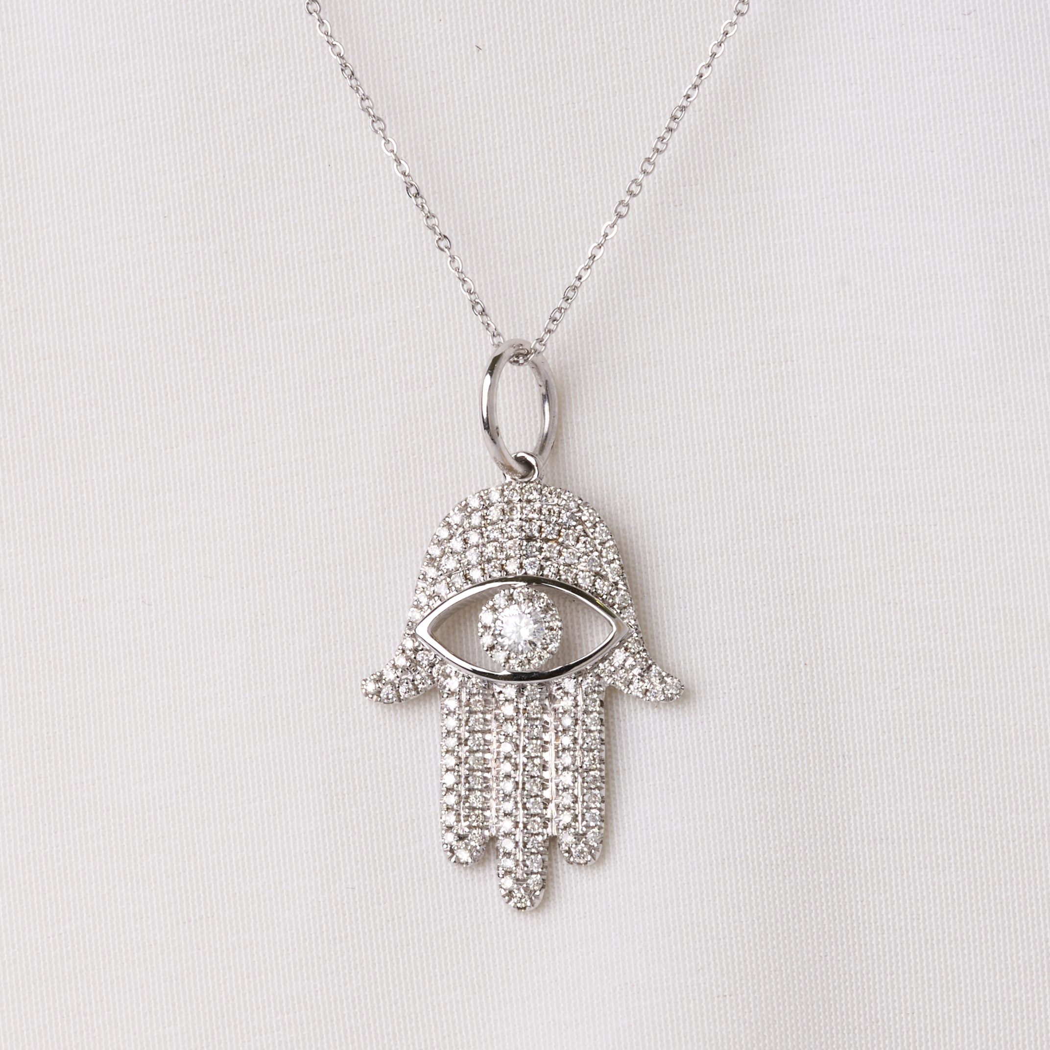 2025-pendants 10-mAIN1.png