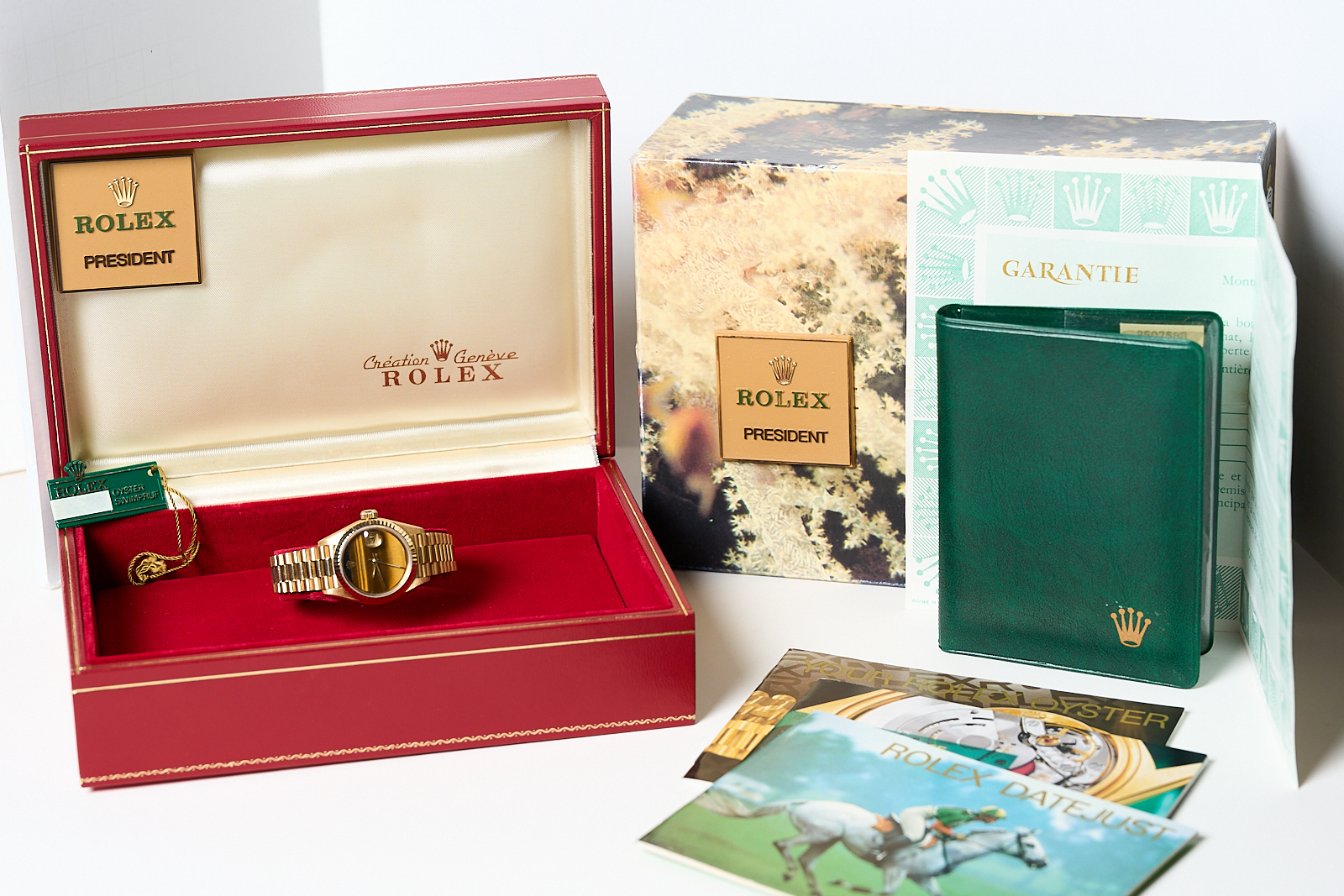 AVW2033-FULLSET 1.png