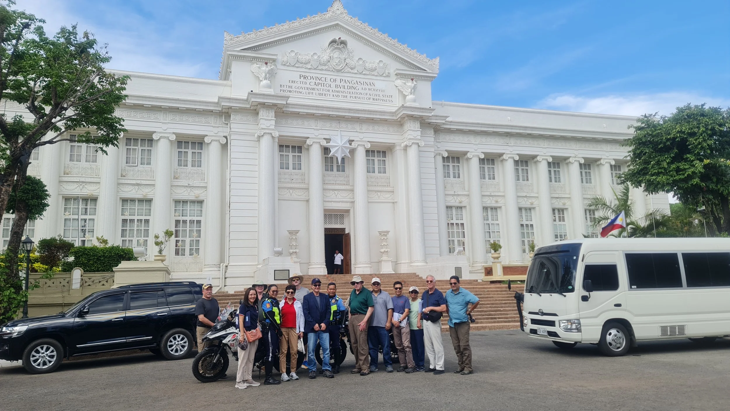 Lingayen Capitol, a tastefully restored art deco building from before the war.