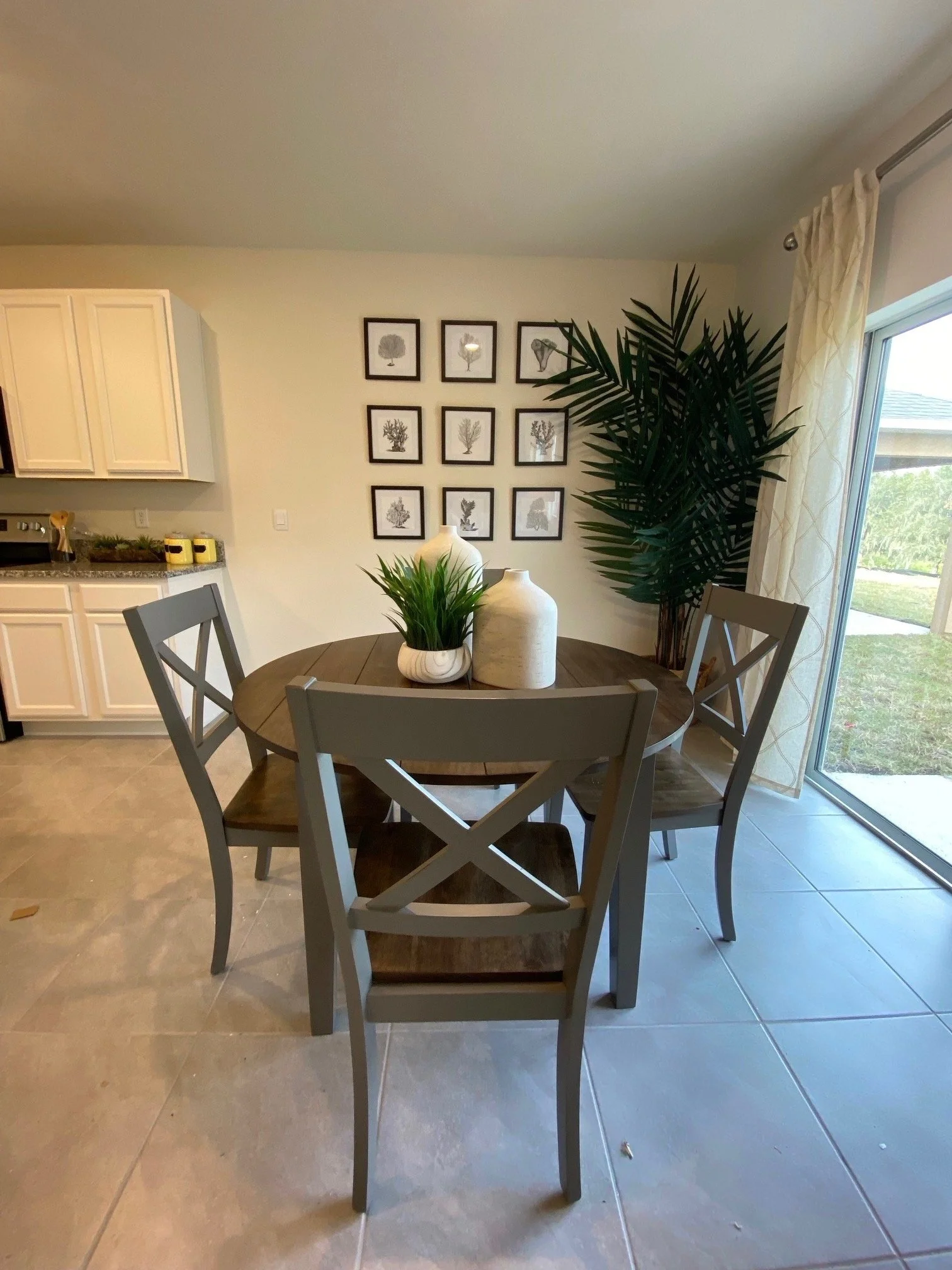 Designing Tranquility: Creating Peaceful and Functional Interiors for Florida Retirement Homes