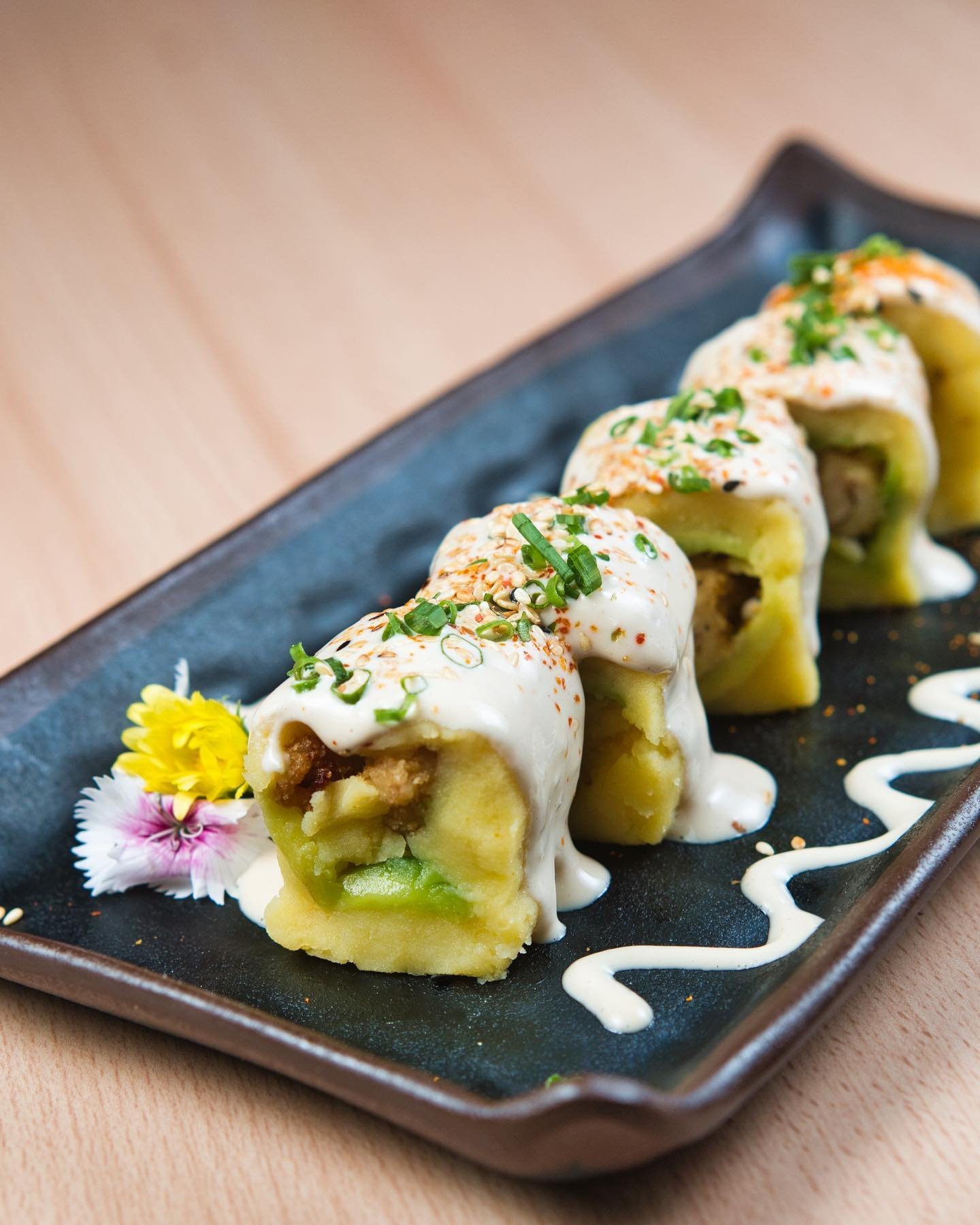 Enkai sushi roll