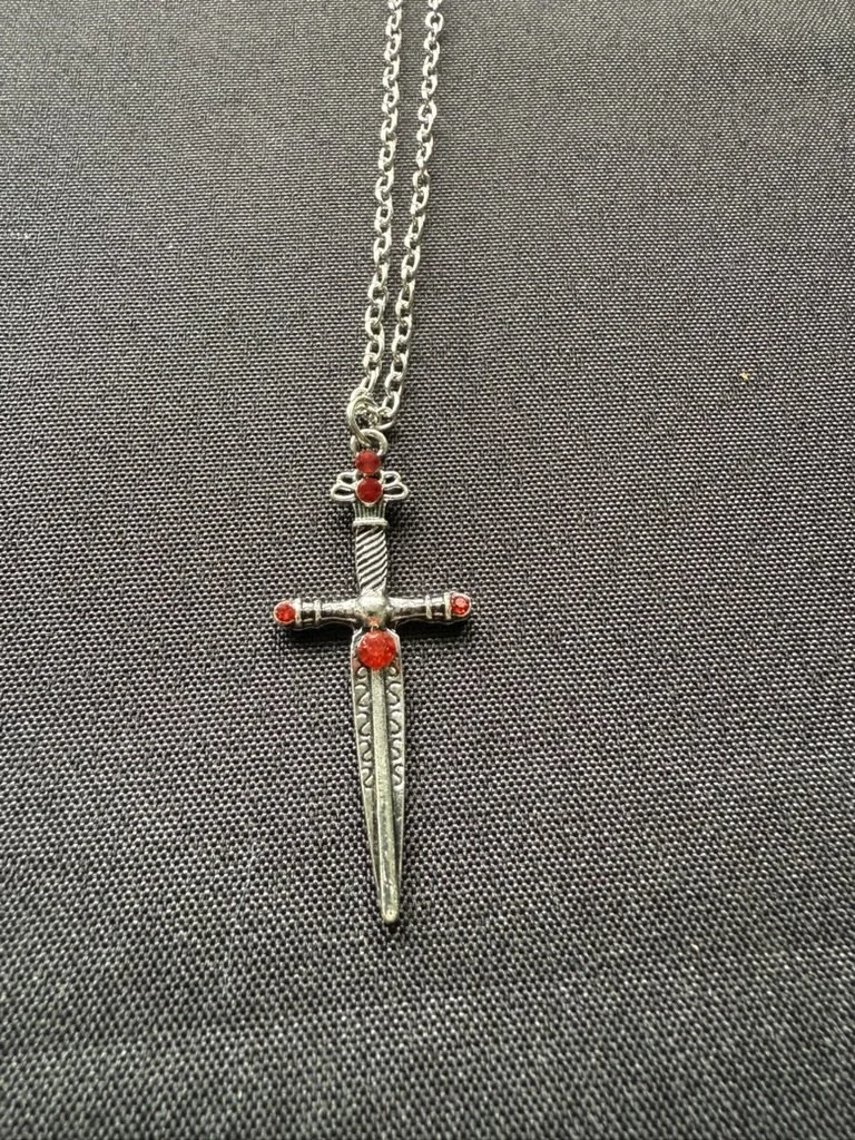 Deluxe Sword of Gryffindor Necklace