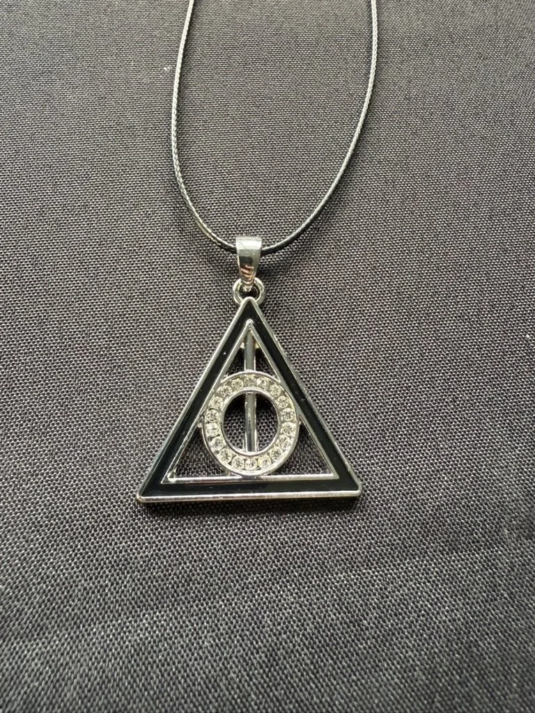 Deluxe Deathly Hallows Necklace