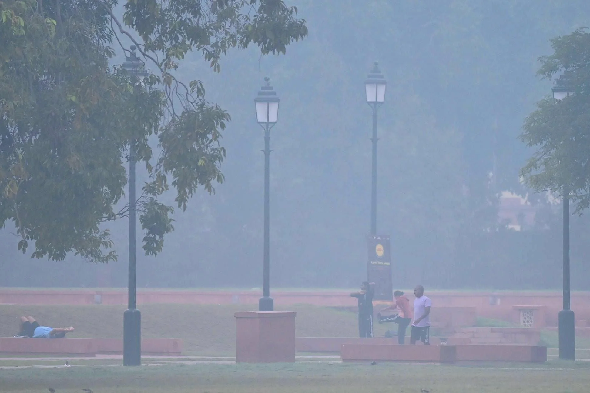 New Delhi teste des drones arroseurs contre la pollution de l'air