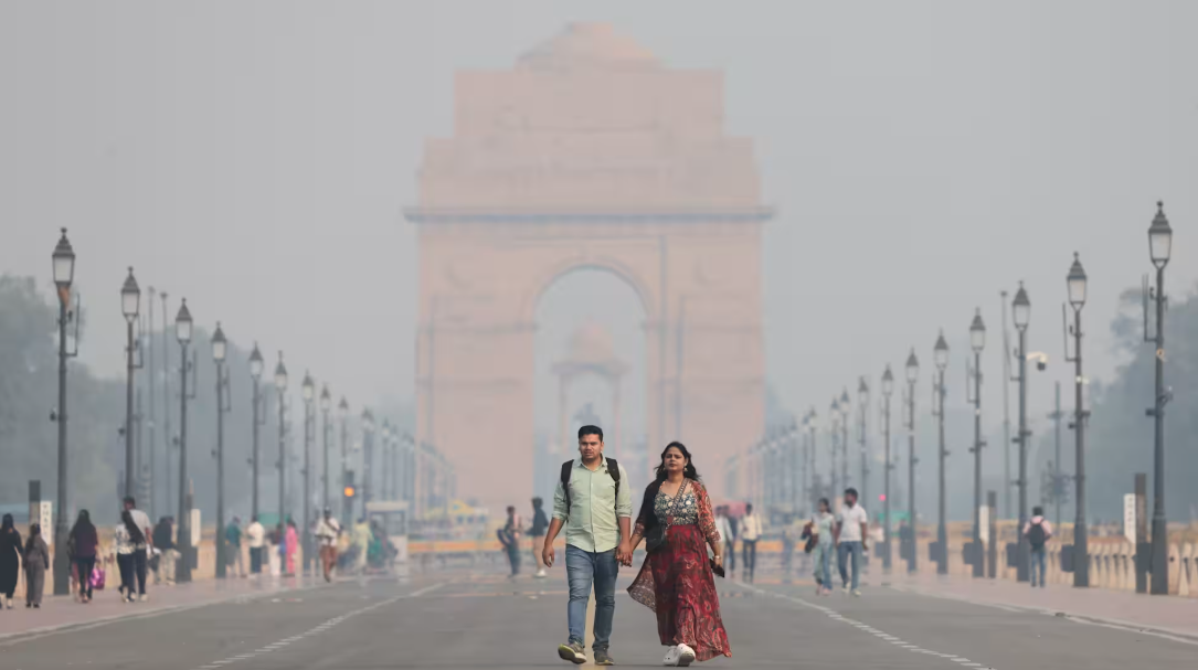 Lionel Messi's India visit focuses attention on Delhi smog crisis