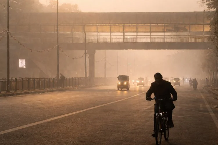 Severe Pollution Returns as Delhi’s AQI Touches 440 in January