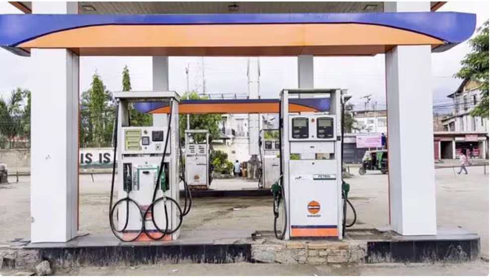 Petrol, diesel prices today in your city: Fuel prices in Delhi, Mumbai, Chennai, Kolkata, Bengaluru on 11 April