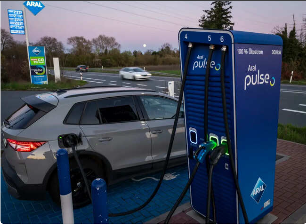 Delhi EV registrations rise 29%, petrol vehicles retain dominance