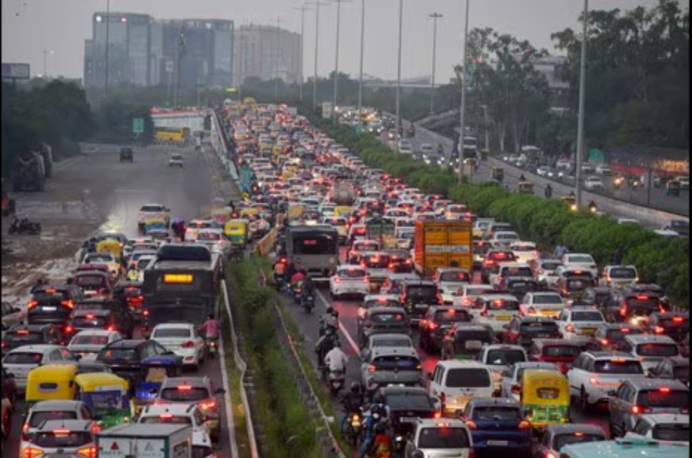 Gurugram vehicle registrations hit 7-yr high, EV share low: Environmental group