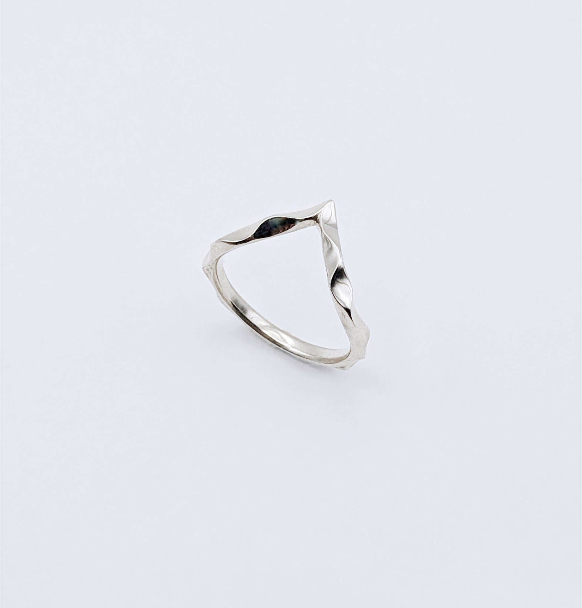 Inertia Large Wishbone Ring