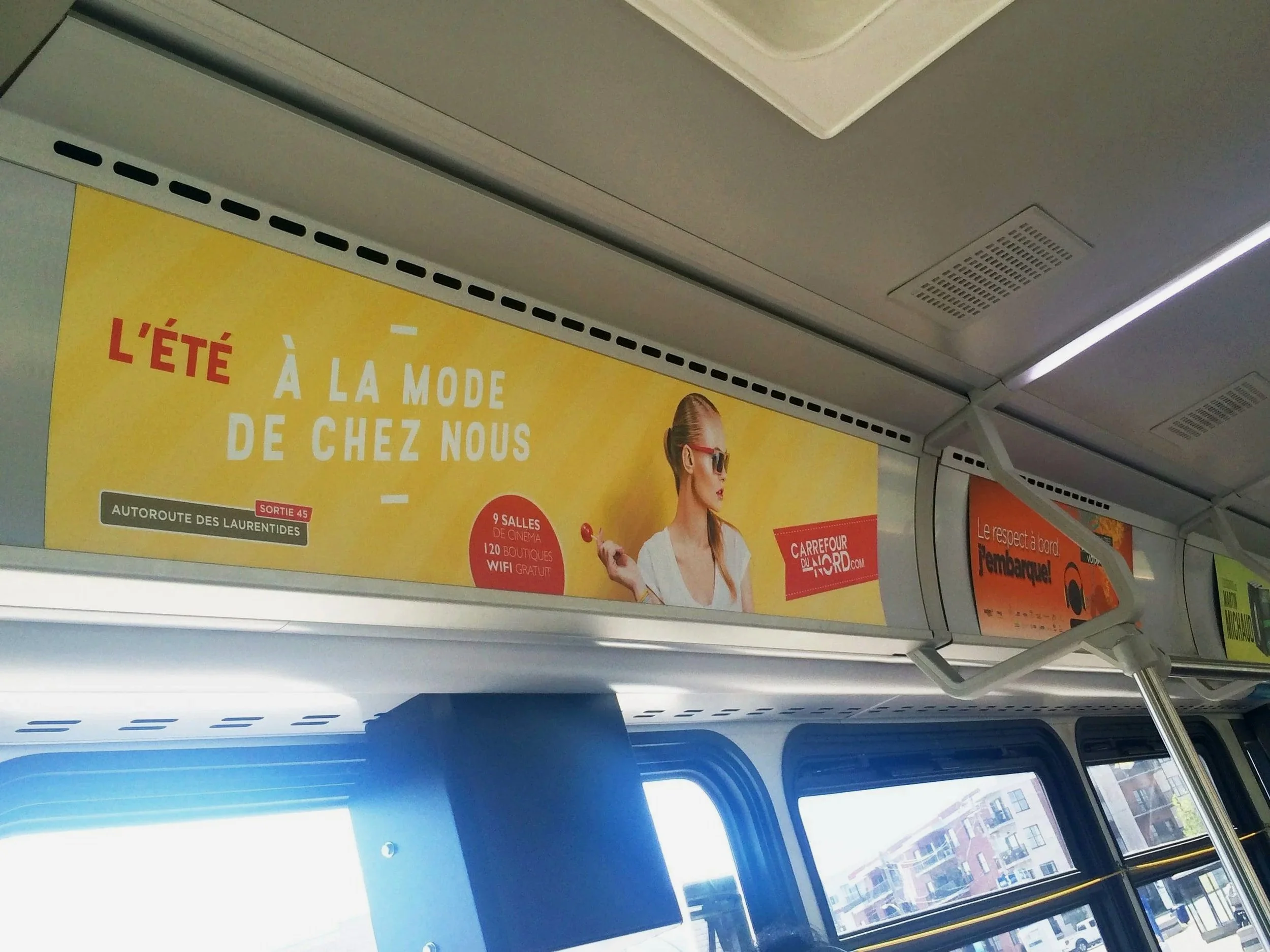 Publicité intérieure à bord