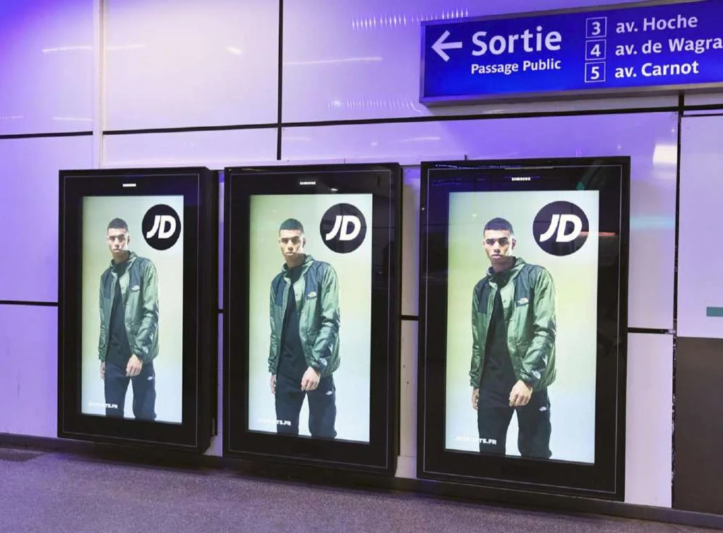europemedia_systèmes-publicitaires-France-Paris-Metro-Digital-Network_02.jpg