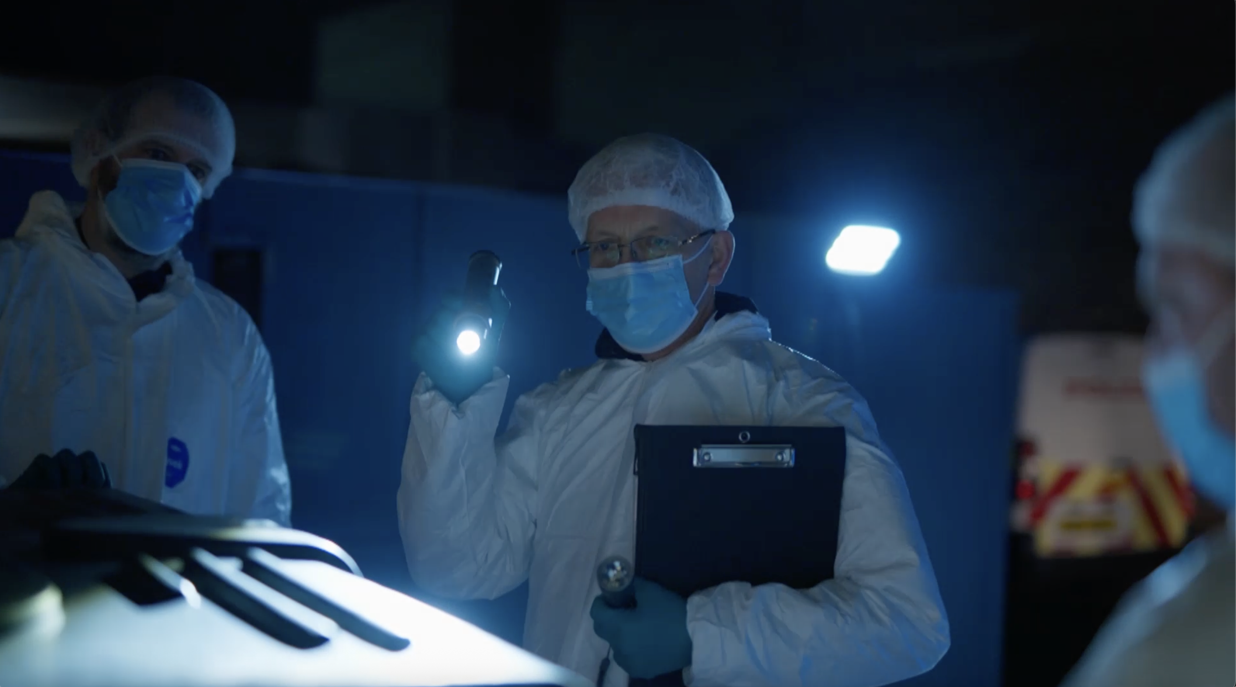 CATCHING A KILLER: BURIED TRUTHS