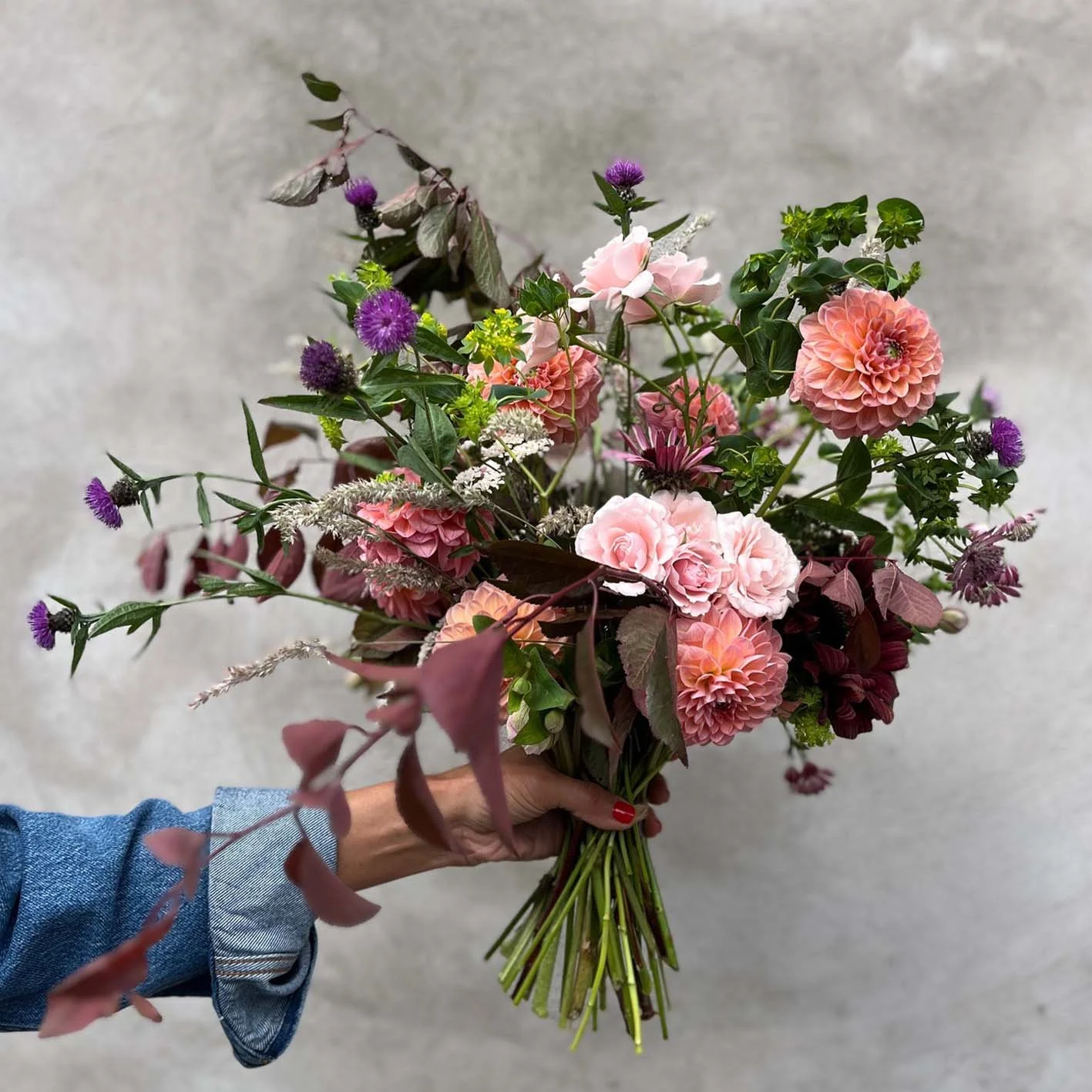 astrantia-studio-flower-bouquet-pink-peach-burgundy.jpg
