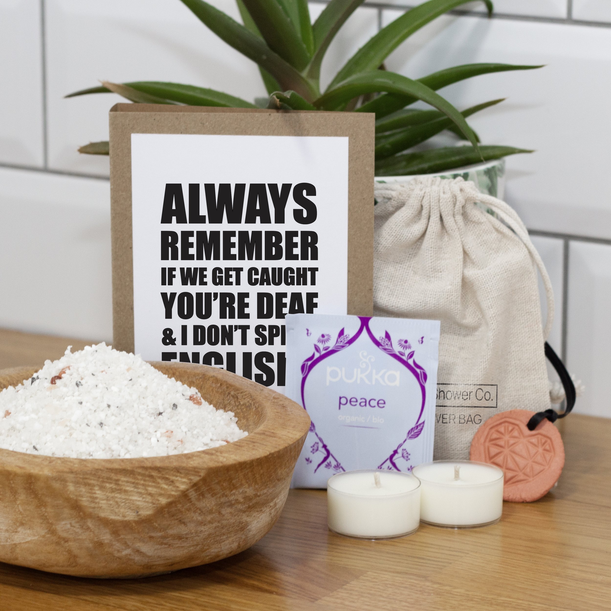 Salty Notes - Our little gift pack comes with everything the receiver needs to have a self-care moment