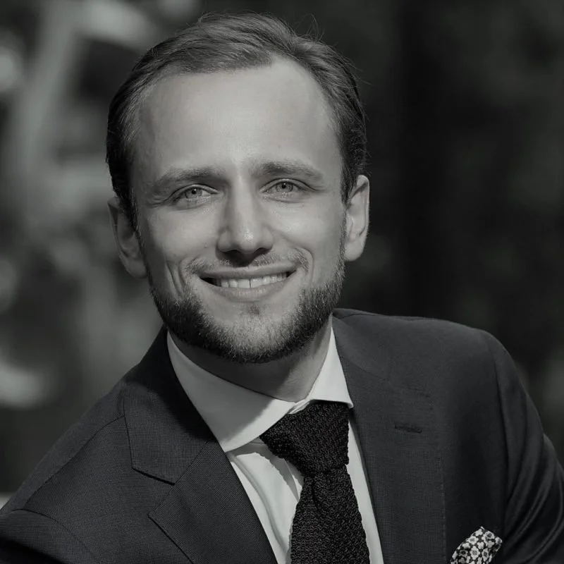 Michel-2018-800x800-1+zw.jpg