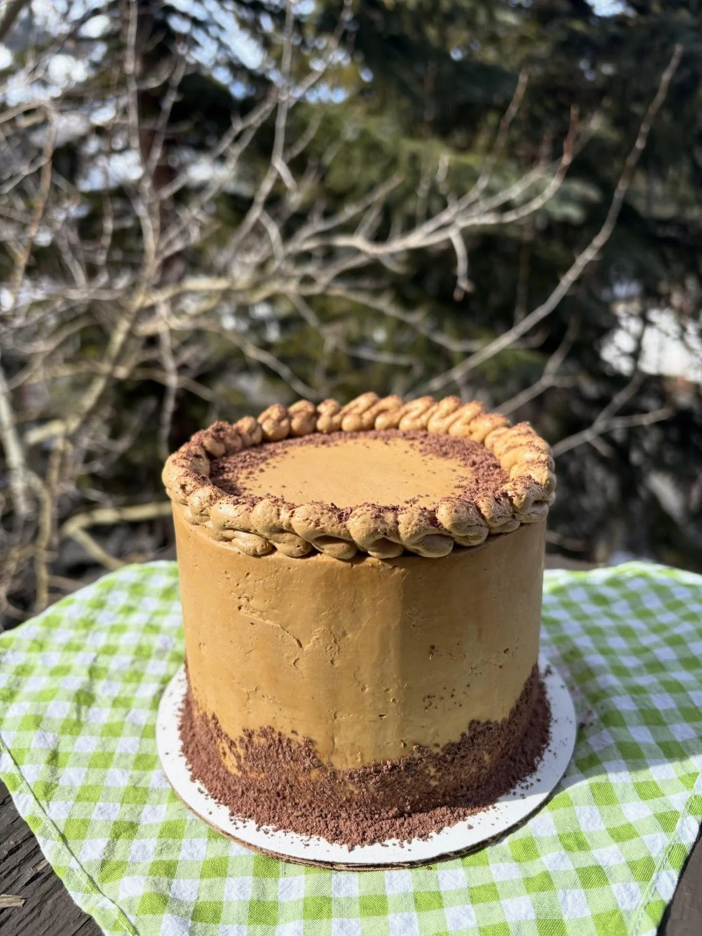 Only one more week to order March&rsquo;s flavor of the month&hellip; Bailey&rsquo;s Irish Cream☕️☘️

I will be out of town and not accepting orders March 19-31 so grab this decadent boozy cake while you still can💐