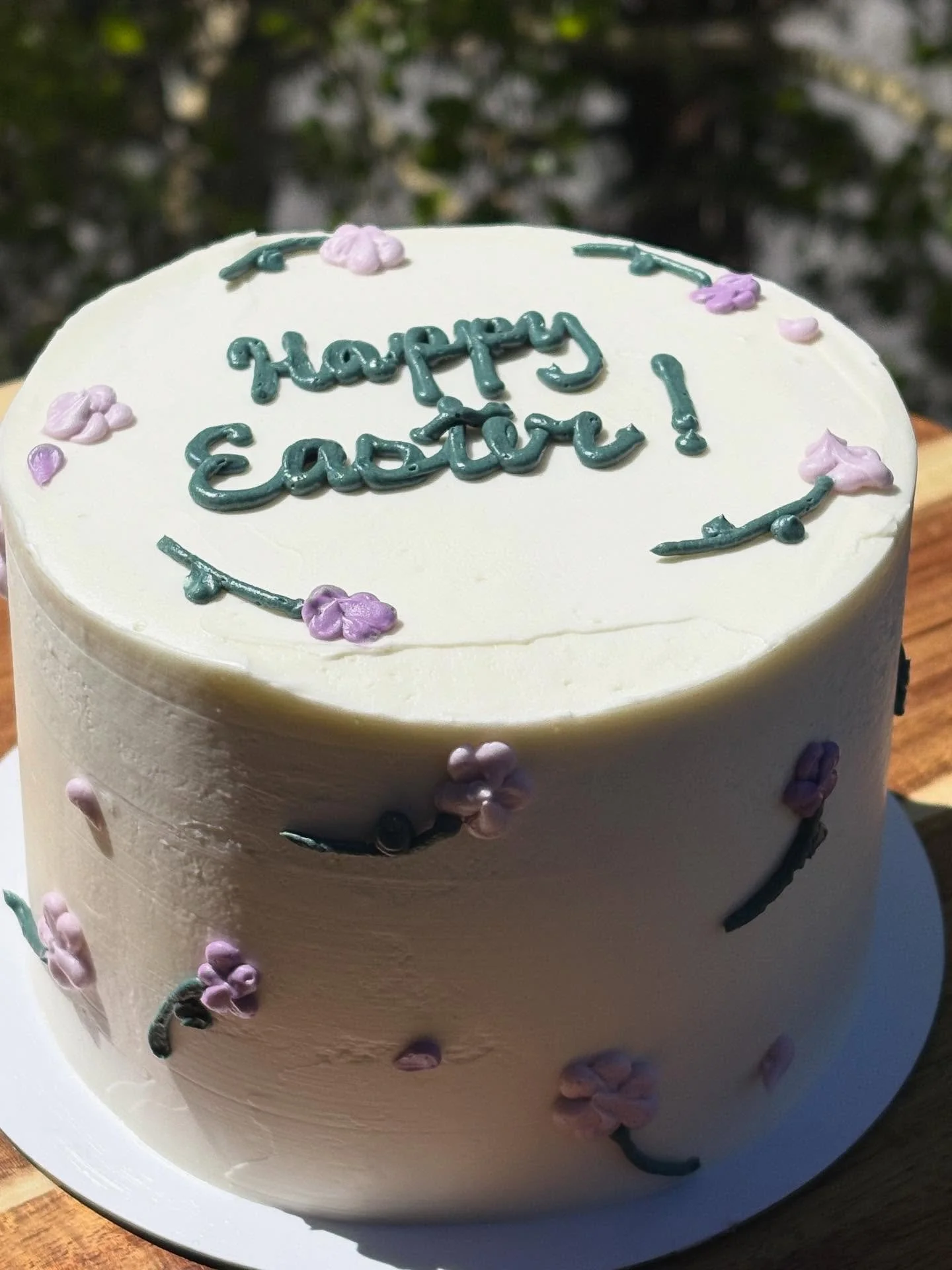 Happy Easter from Julia Eve Baking!🐣🎂