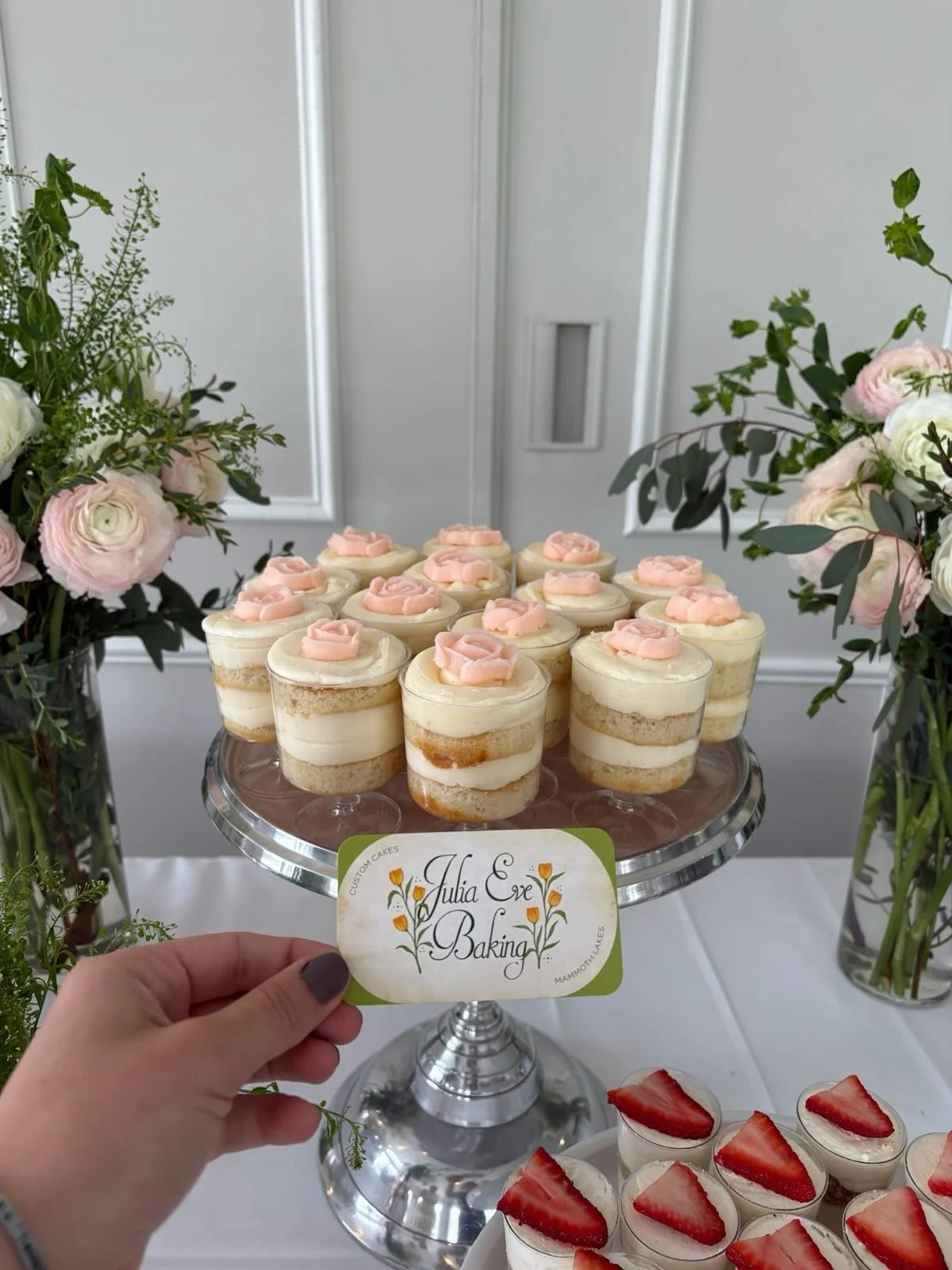 Want a little bit of everything at your next event? Design your own dessert table!✨💐

Dessert tables are perfect for adding variety to bridal &amp; baby showers, rehearsal dinners, and springtime celebrations🌷

Request yours at JuliaEveBaking.com🎂