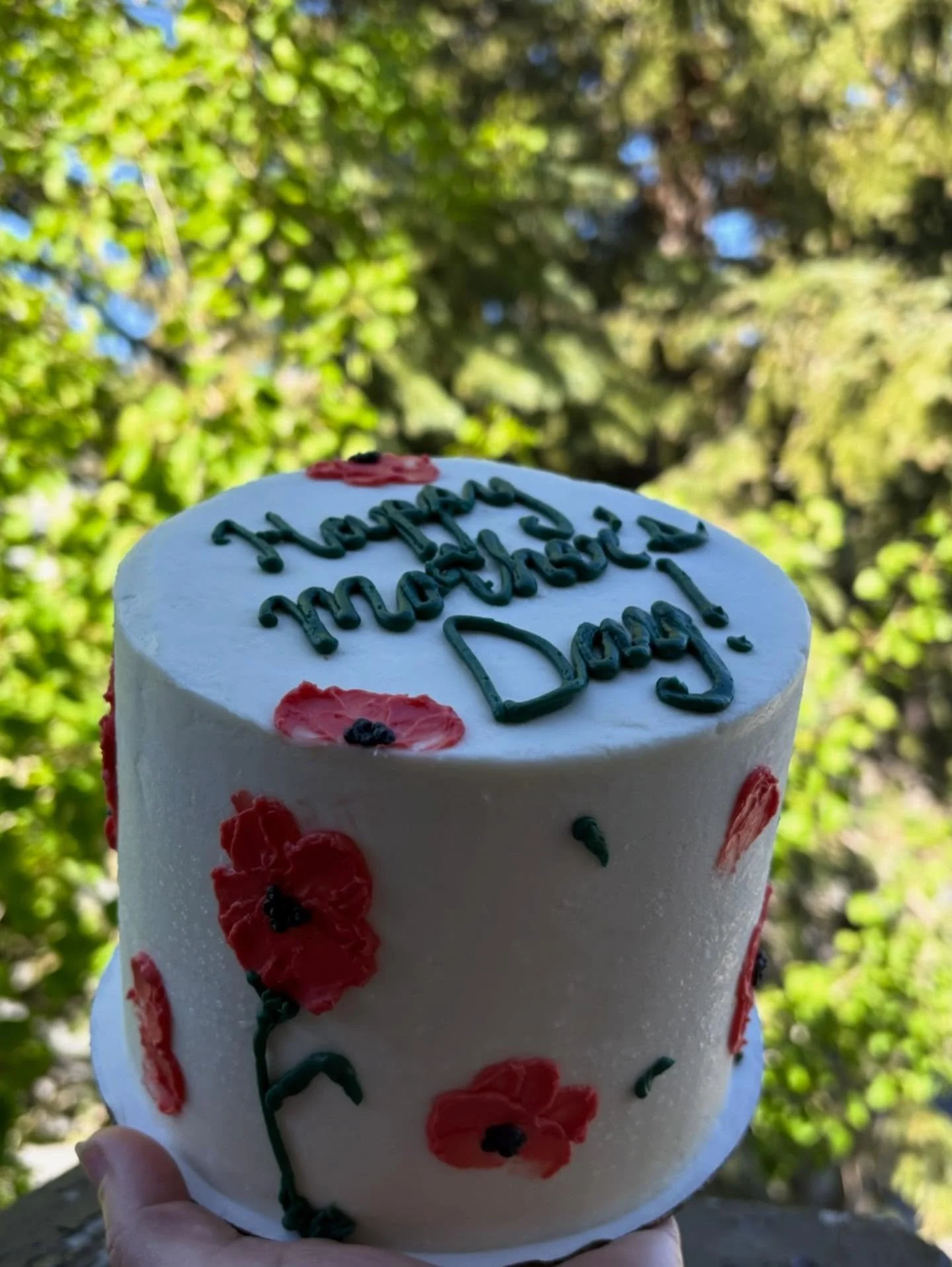This year, treat your mom &amp; the mother figures in your life, to a delicious and beautiful cake!💐

Mother&rsquo;s day is on Sunday, May 10 so make sure to get your orders in early💌