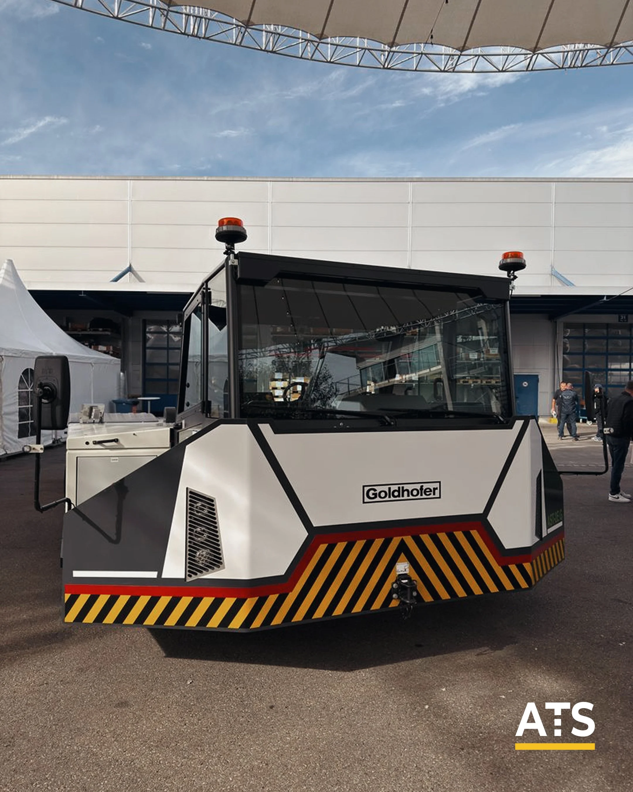 Pushback & Towing Simulator.jpg