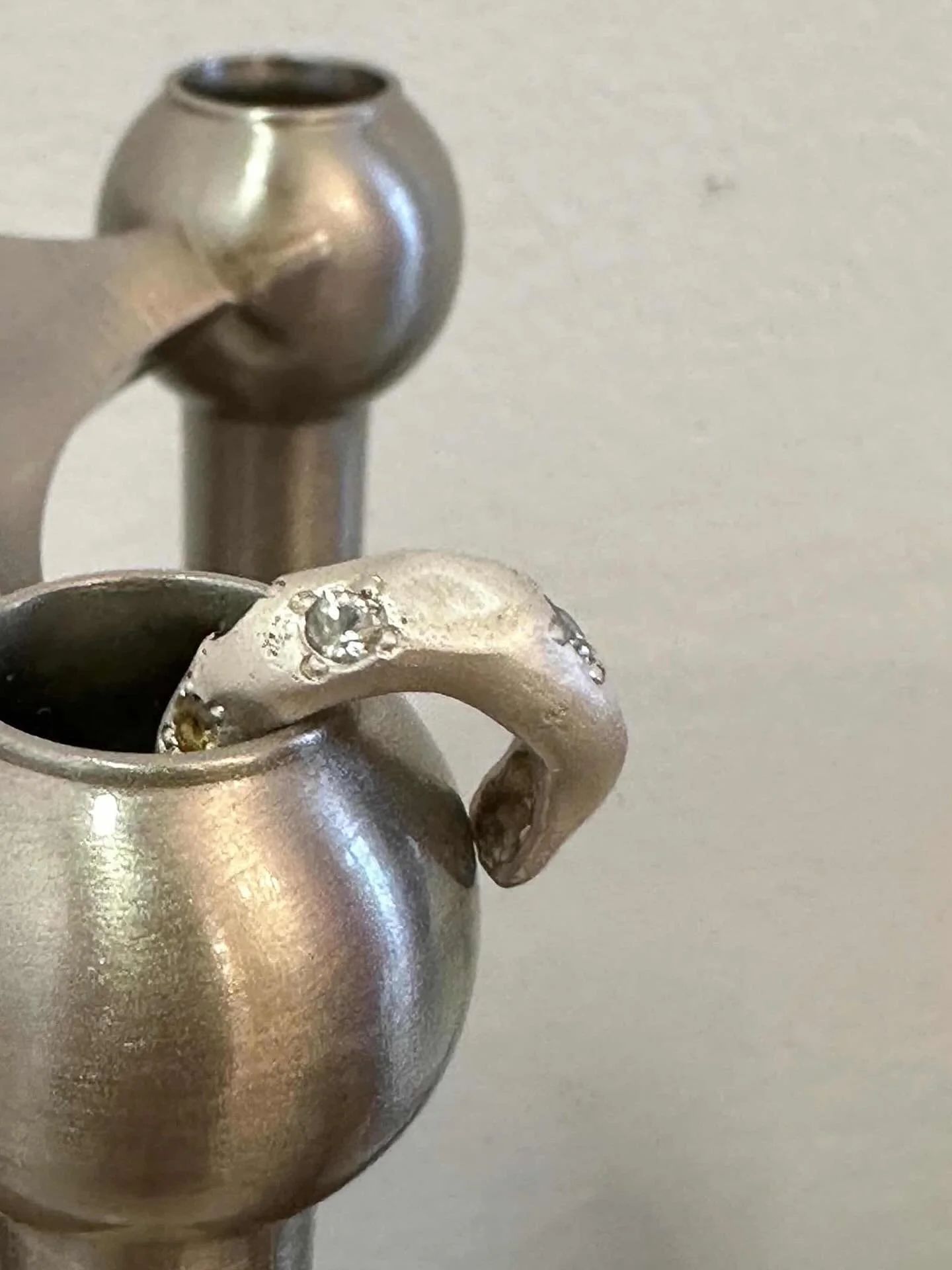 Melt Earcuff - Matte finish in silver with Aquamarine, Smoky Quartz, Quartz &amp; Citrine