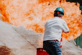Corso base di resistenza al fuoco dei materiali e prove pratiche di estinzione