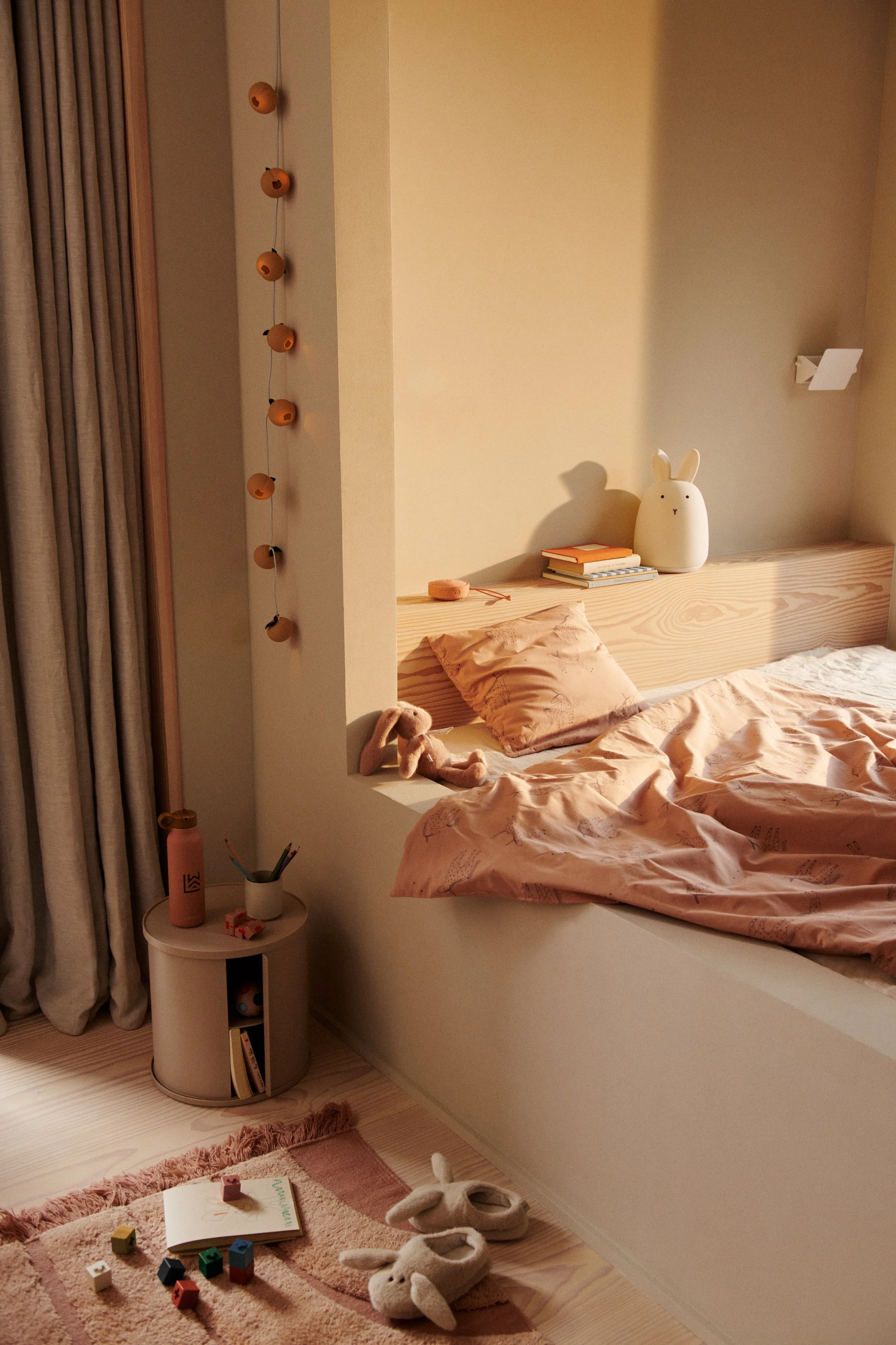 Living_3-24_Living261012.jpg