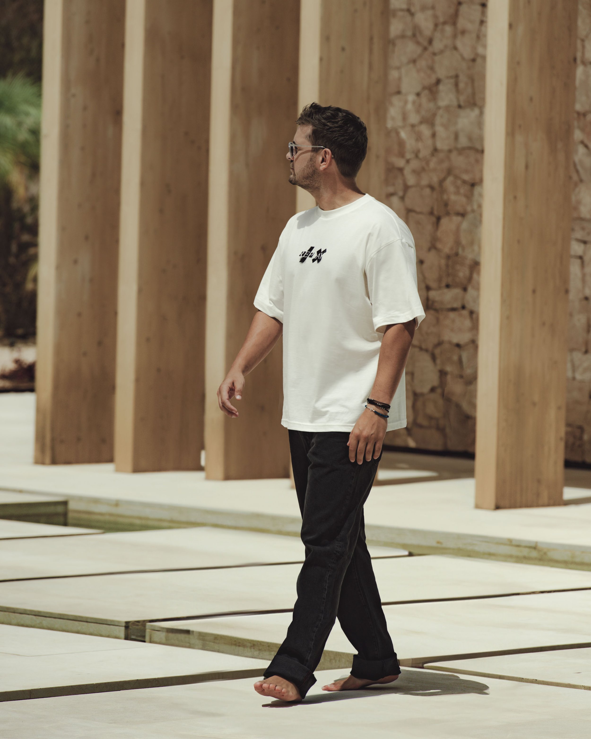 GARRIX_REPLAYIBIZA_HB_CBJULY_selection-3.jpg
