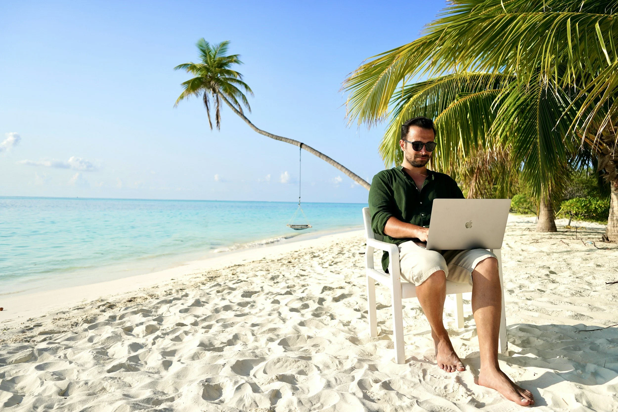 „Erholung auf Abruf? Was tun, wenn der Job den Urlaub sprengt“