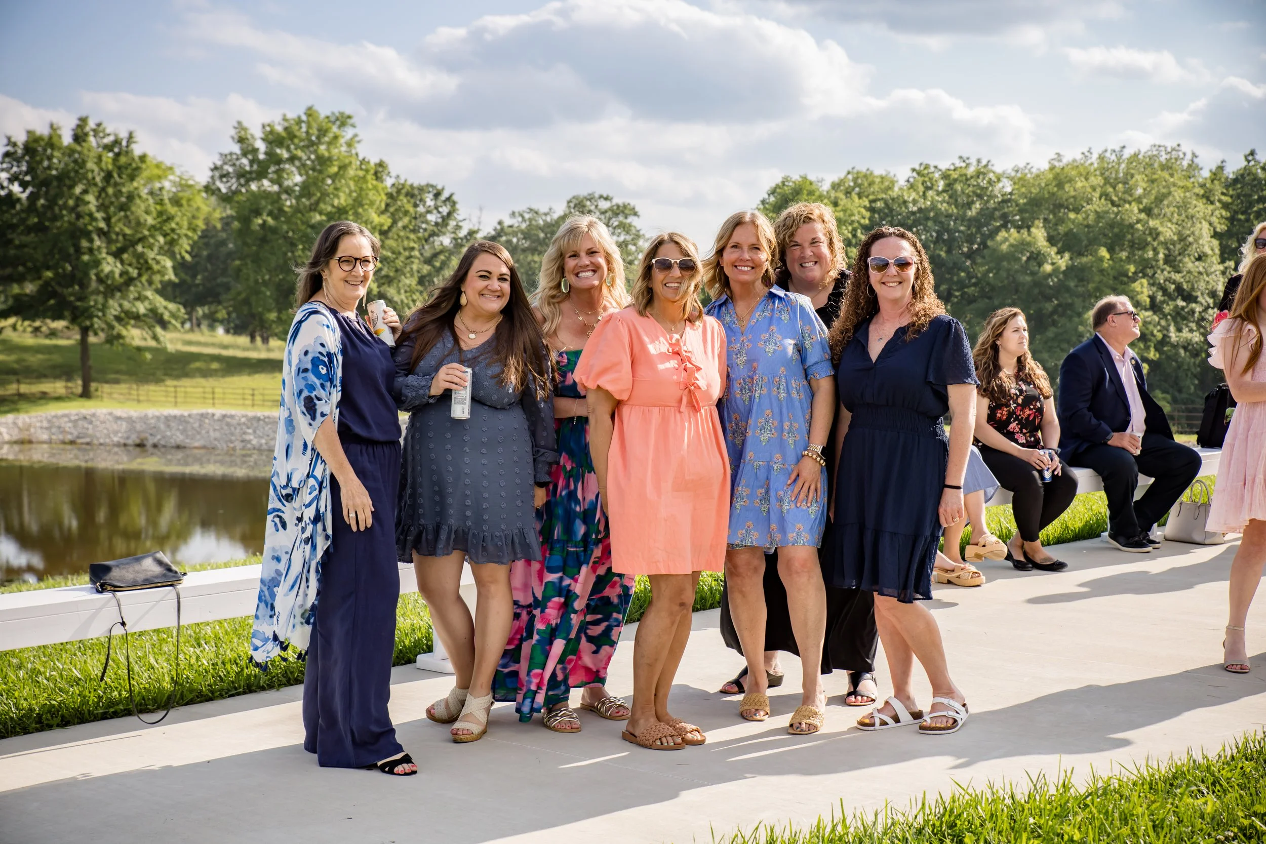 Wedding venues near Cameron MO with outdoor ceremony space