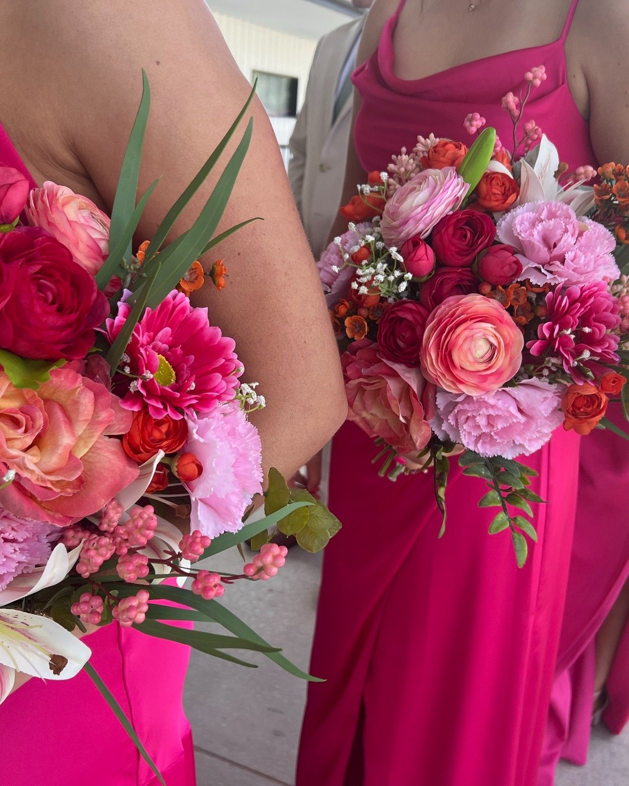 Its no secret we love flowers at Emerald Acres and we love working with some of the best around. Here are our top three florist that have been used by our brides.

@oliveandhoneymo_ 
@pocketofposiesfloral 
@vintagevinesgifts 

Just a little something