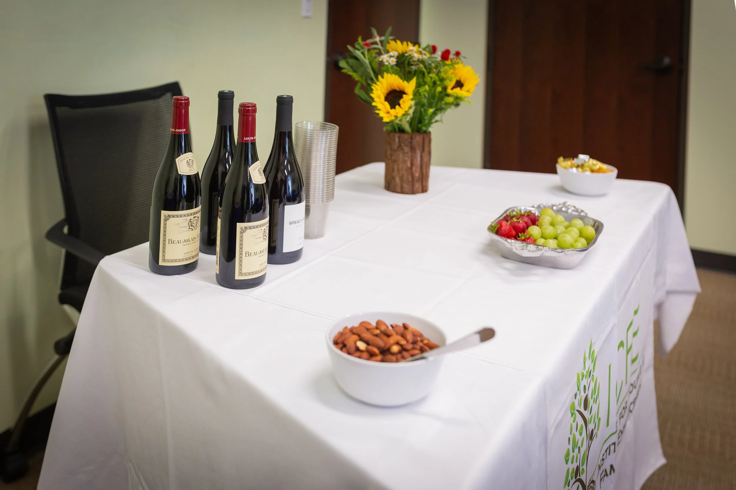 SAART happy hour-4.jpg