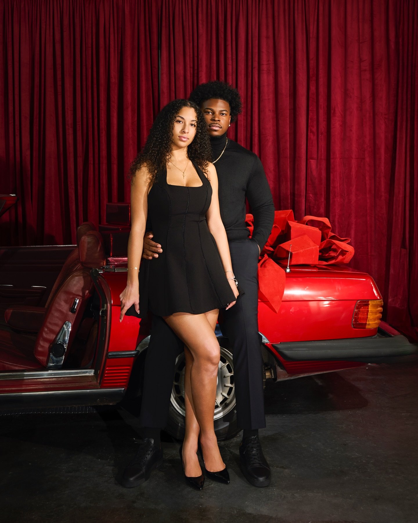 Feeling jolly‼️‼️

#miamiphotographer #browardphotographer #chrismas #couplephotoshoot