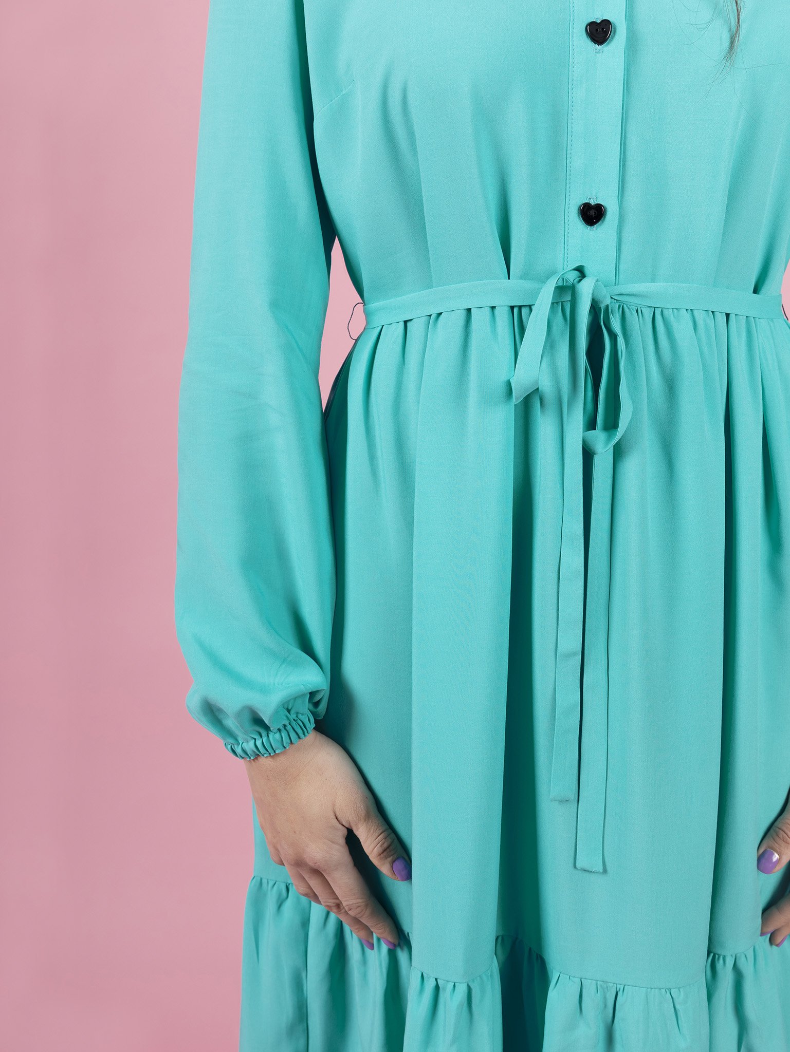 Lyra_tiered_midi_long_sleeves_03.jpg
