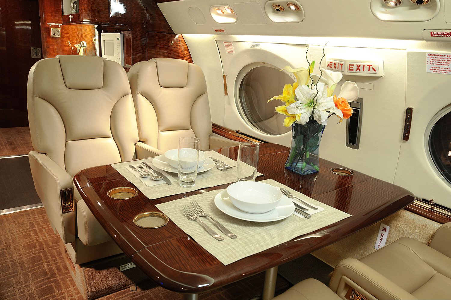 PrivateJetPhotoshoots-LongIsland-NewYork6.jpg