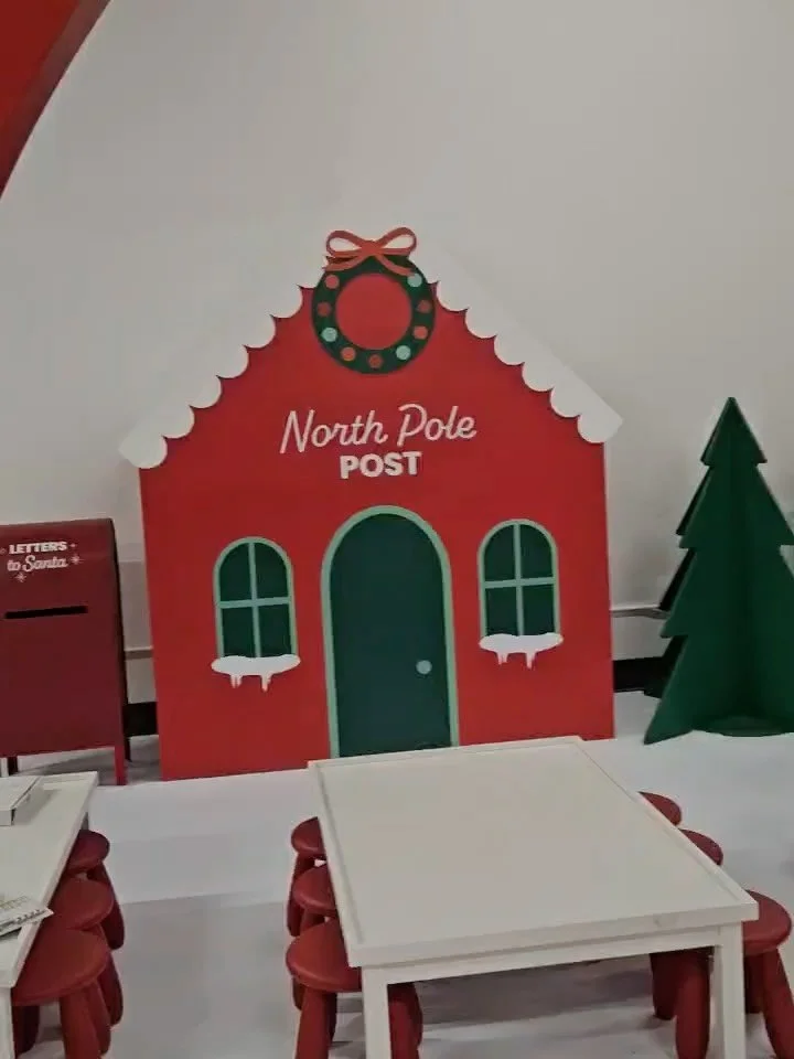 Santa&rsquo;s landing zone: upgraded! 🎅🏼❄️
Our team had a blast bringing the magic to life with custom graphics and vinyl installs to welcome Santa in style. 🎄

&bull;
&bull;

#уус #calgary #3M #drytac #vinylwrap #graphics #signage #calgarysignage