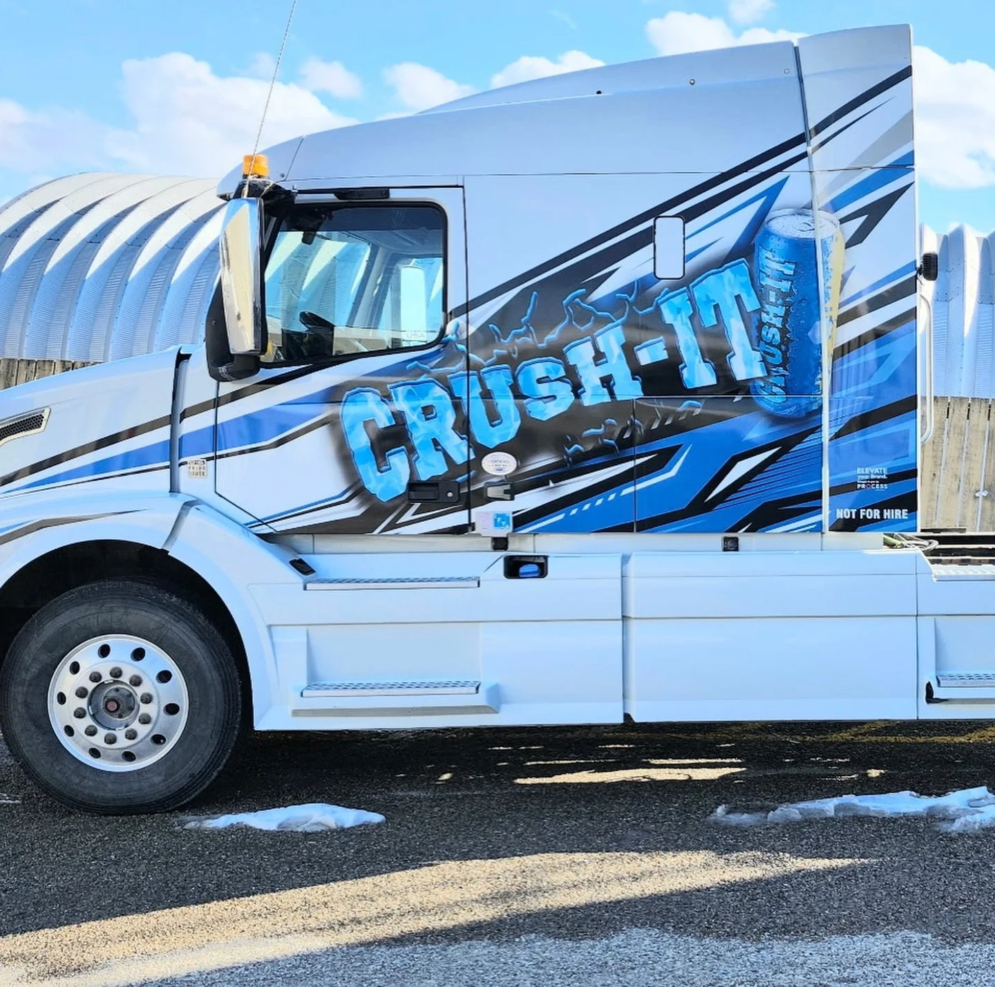 Crushing it, one wrap at a time 💥
Took this semi cab from blank to bold - because subtle just isn&rsquo;t the vibe. 

Let us #ElevateYourFLEET 👏🏻

&bull;
&bull;

#vehiclewrap #largeformatprint #thinkBIG #vehiclegraphics