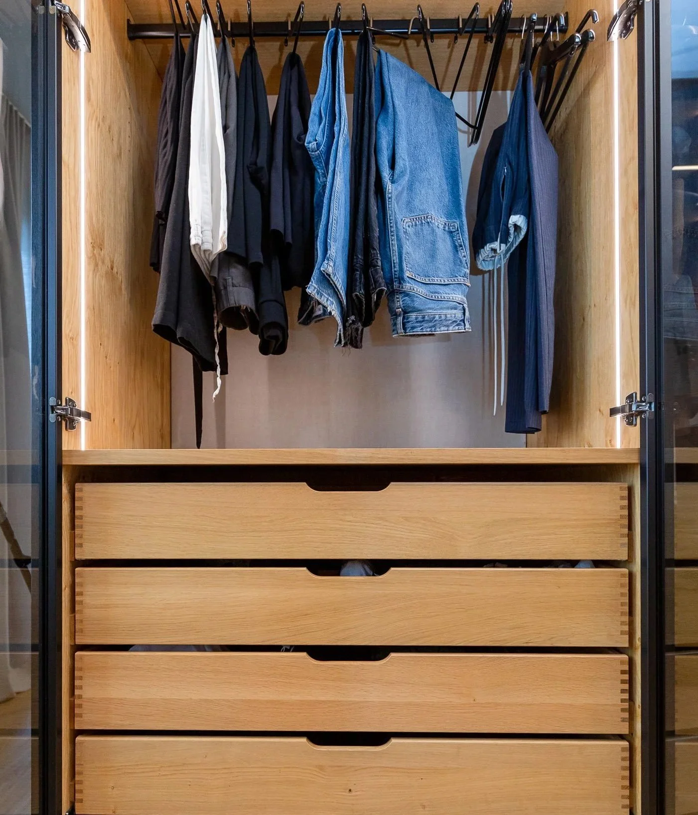 Einbauschrank_6.jpg
